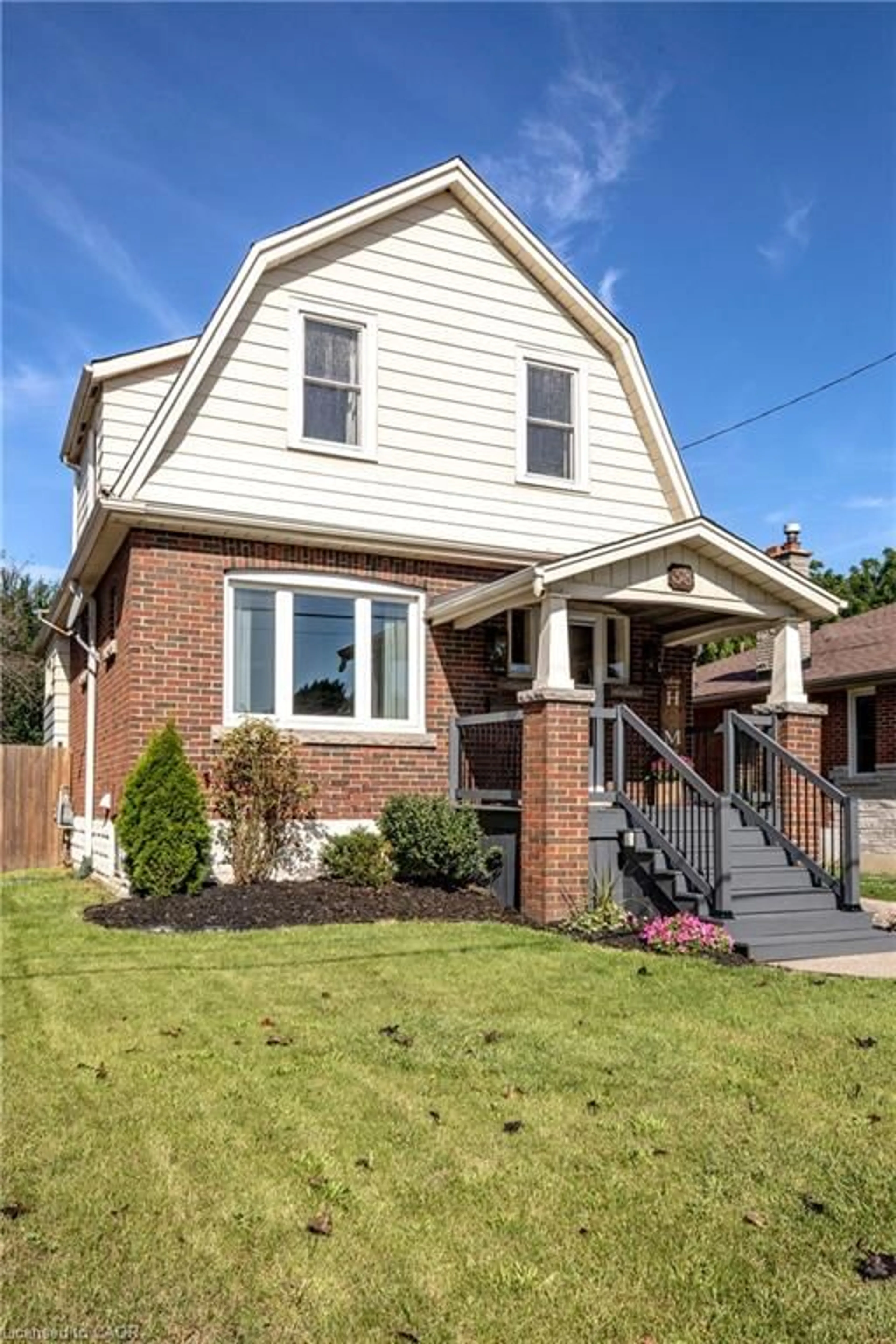 Home with brick exterior material, street for 38 East 17th St, Hamilton Ontario L9A 4M1