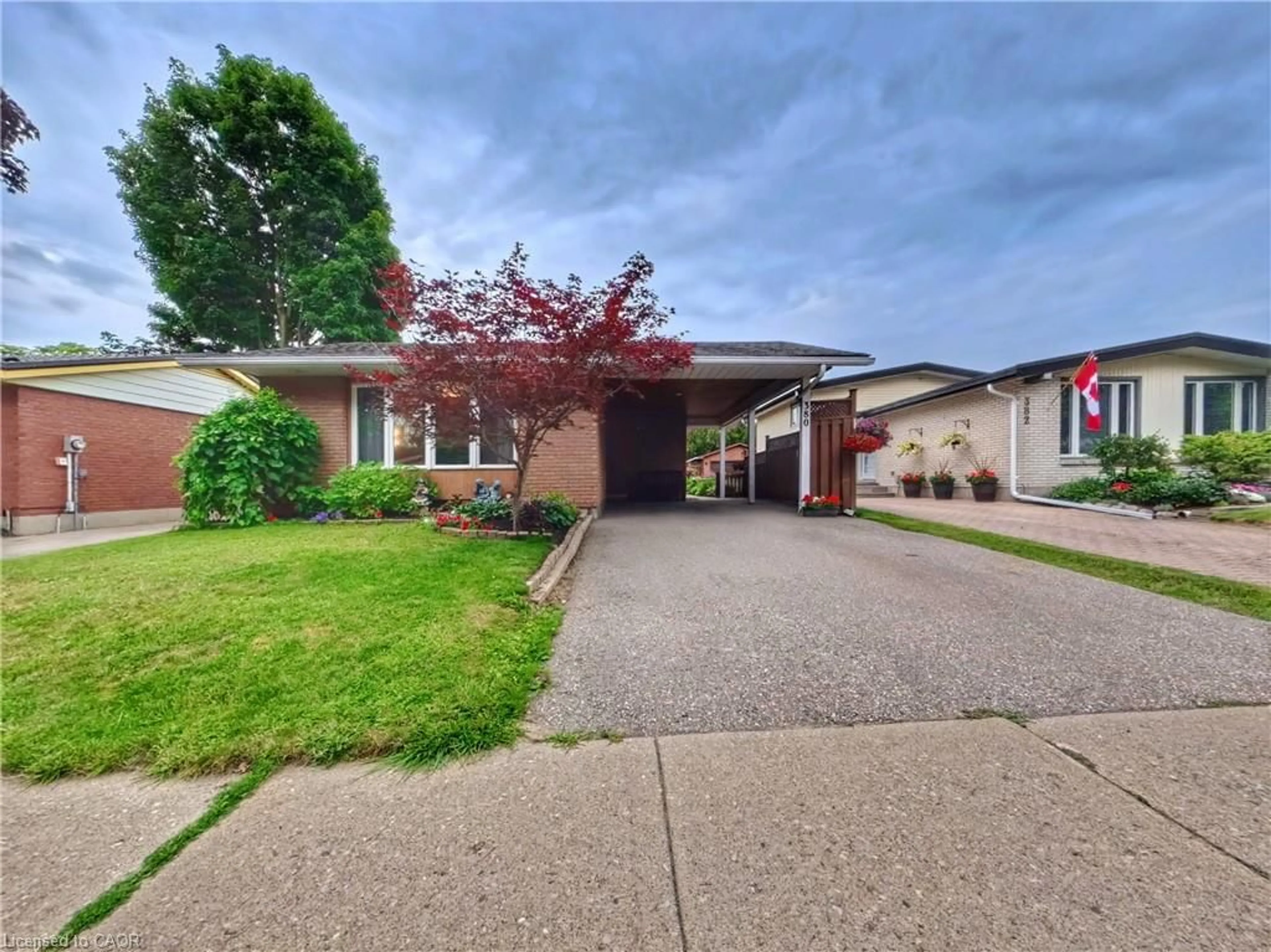 Unknown for 380 Grangewood Dr, Waterloo Ontario N2K 2E6