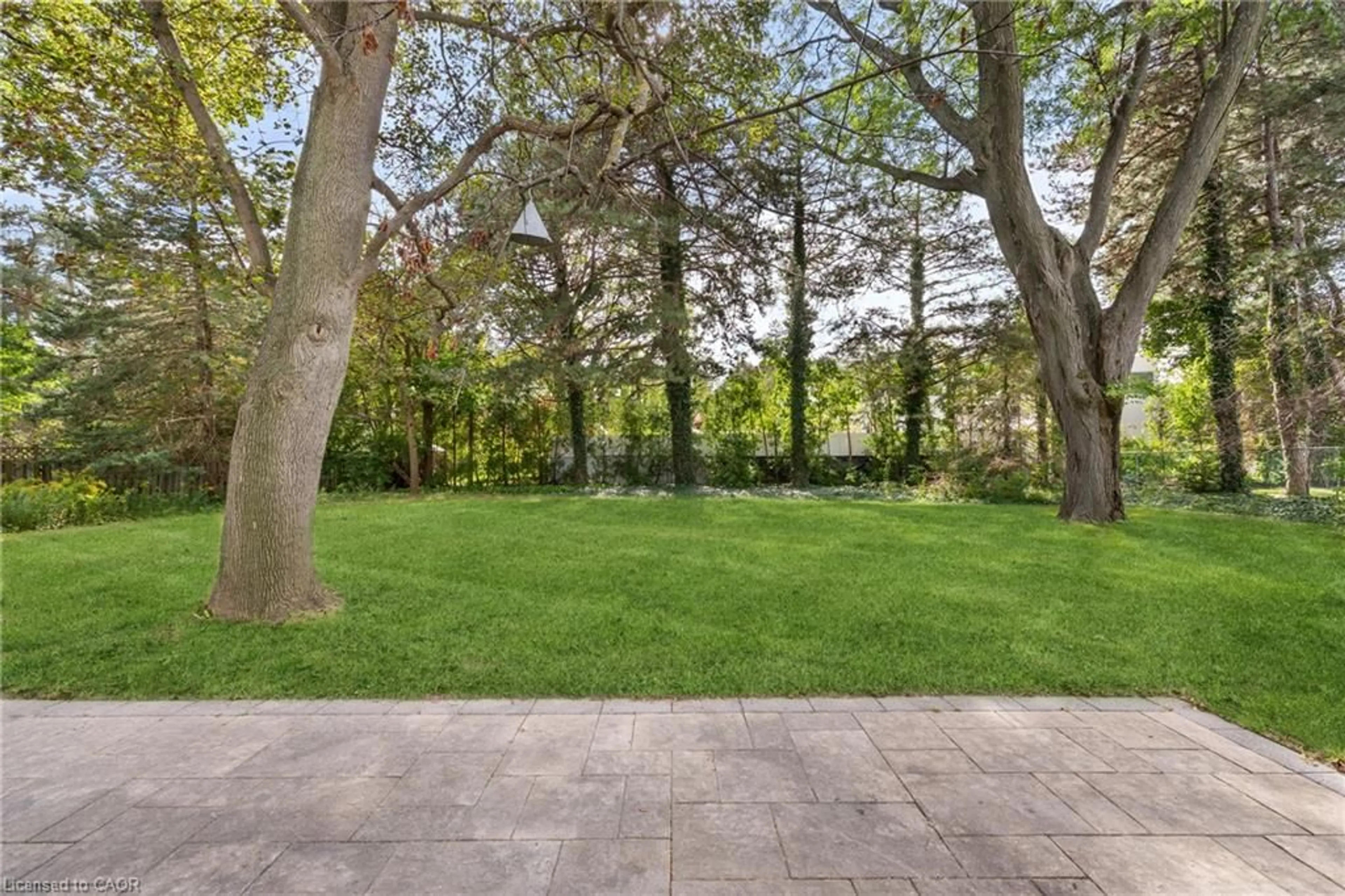 Patio, forest/trees view for 24 Valloncliffe Rd, Thornhill Ontario L3T 2W8