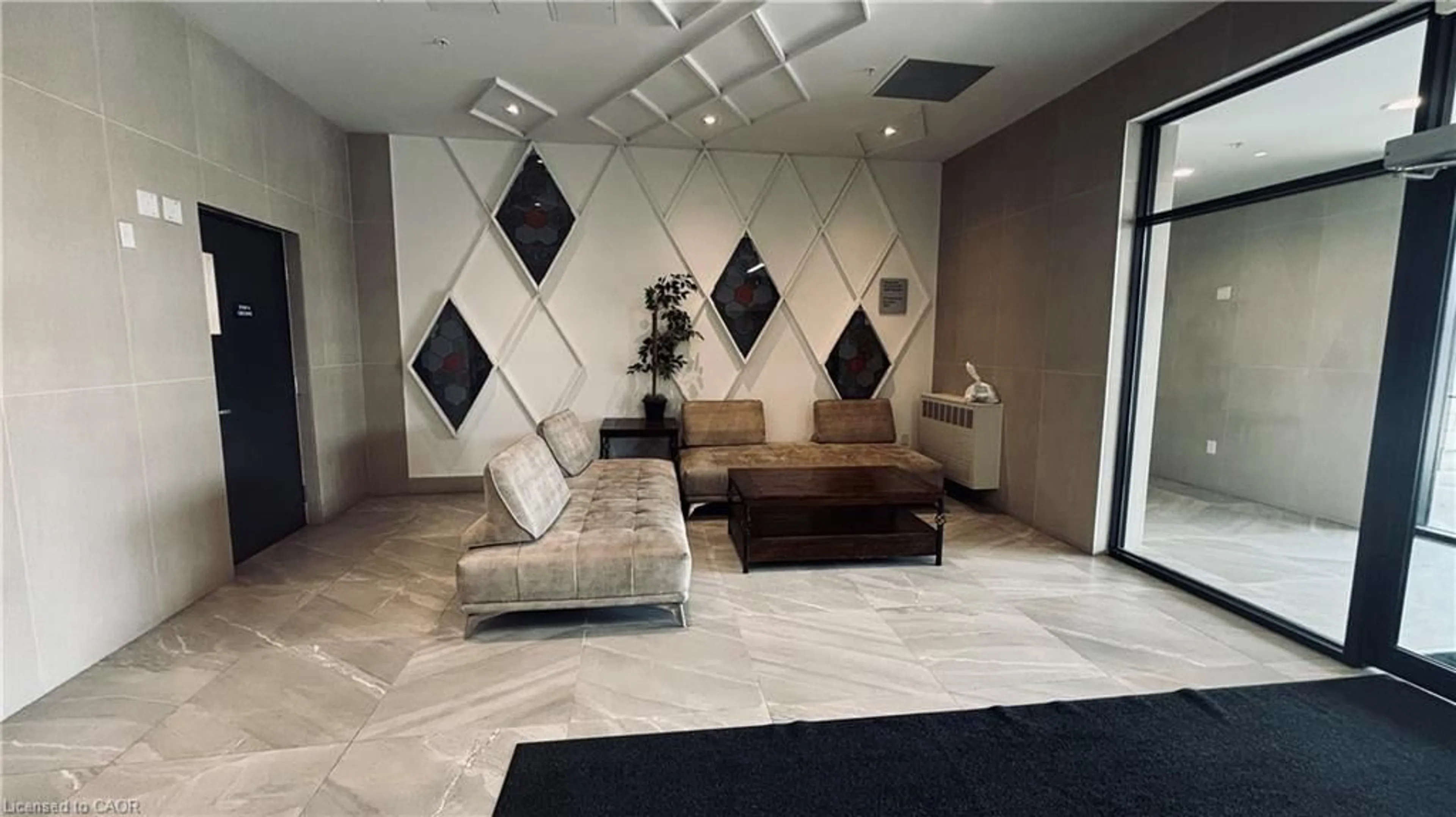 Lobby for 1 Wellington St #308, Brantford Ontario N3T 2L3