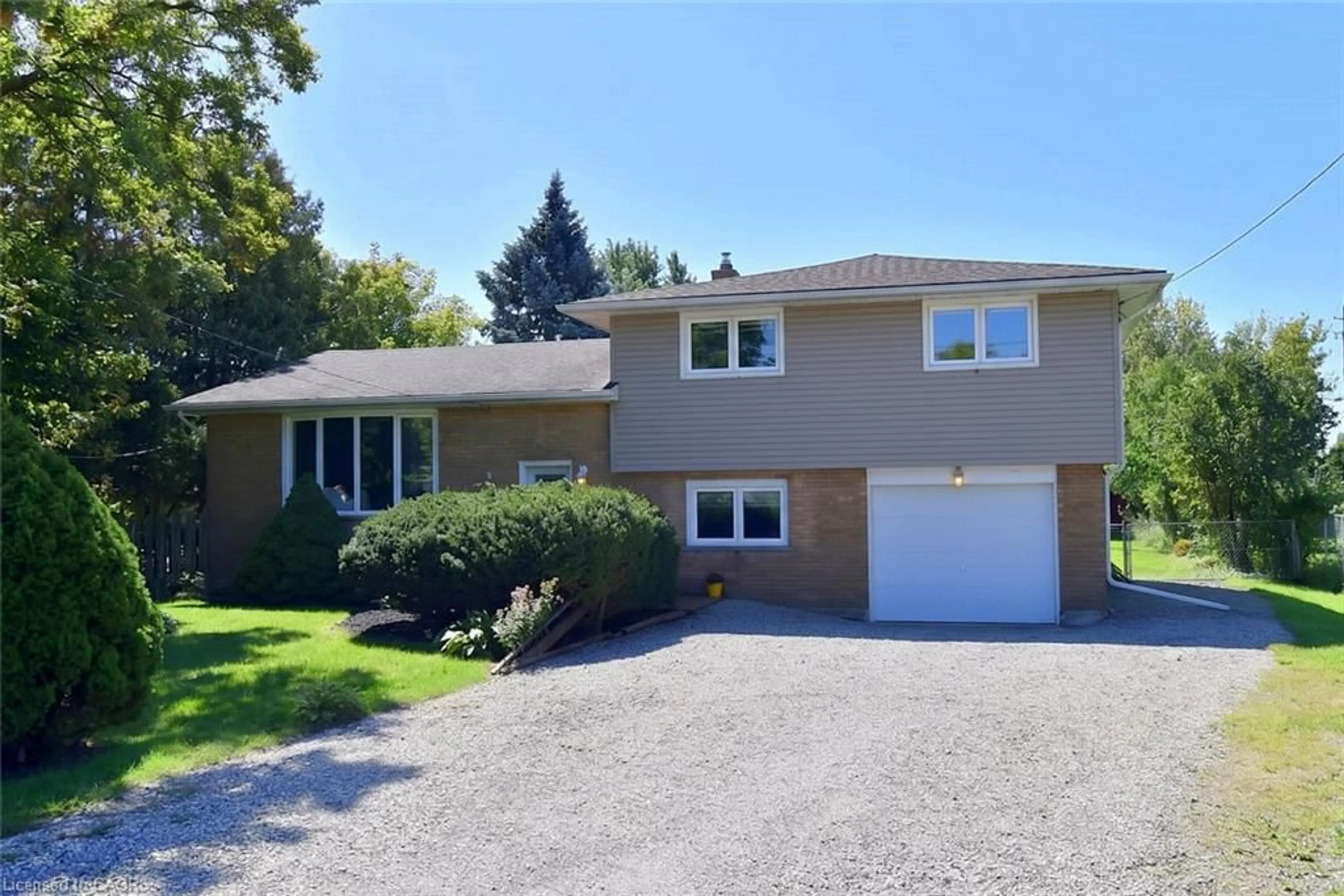 Unknown for 8491 Dickenson Rd, Hamilton Ontario L0R 1W0