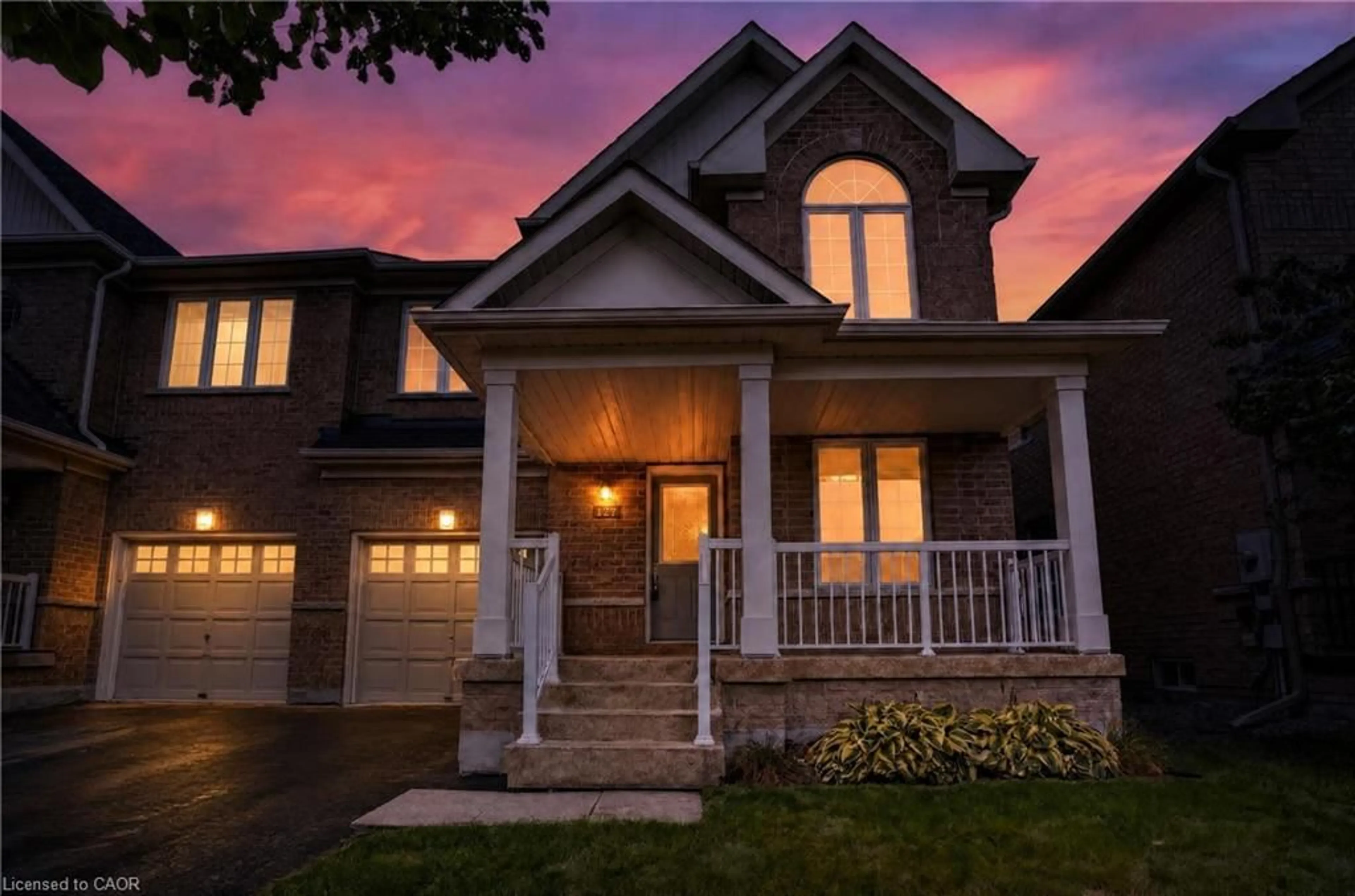 Home with brick exterior material, street for 127 Knapton Dr, Newmarket Ontario L3X 3B3