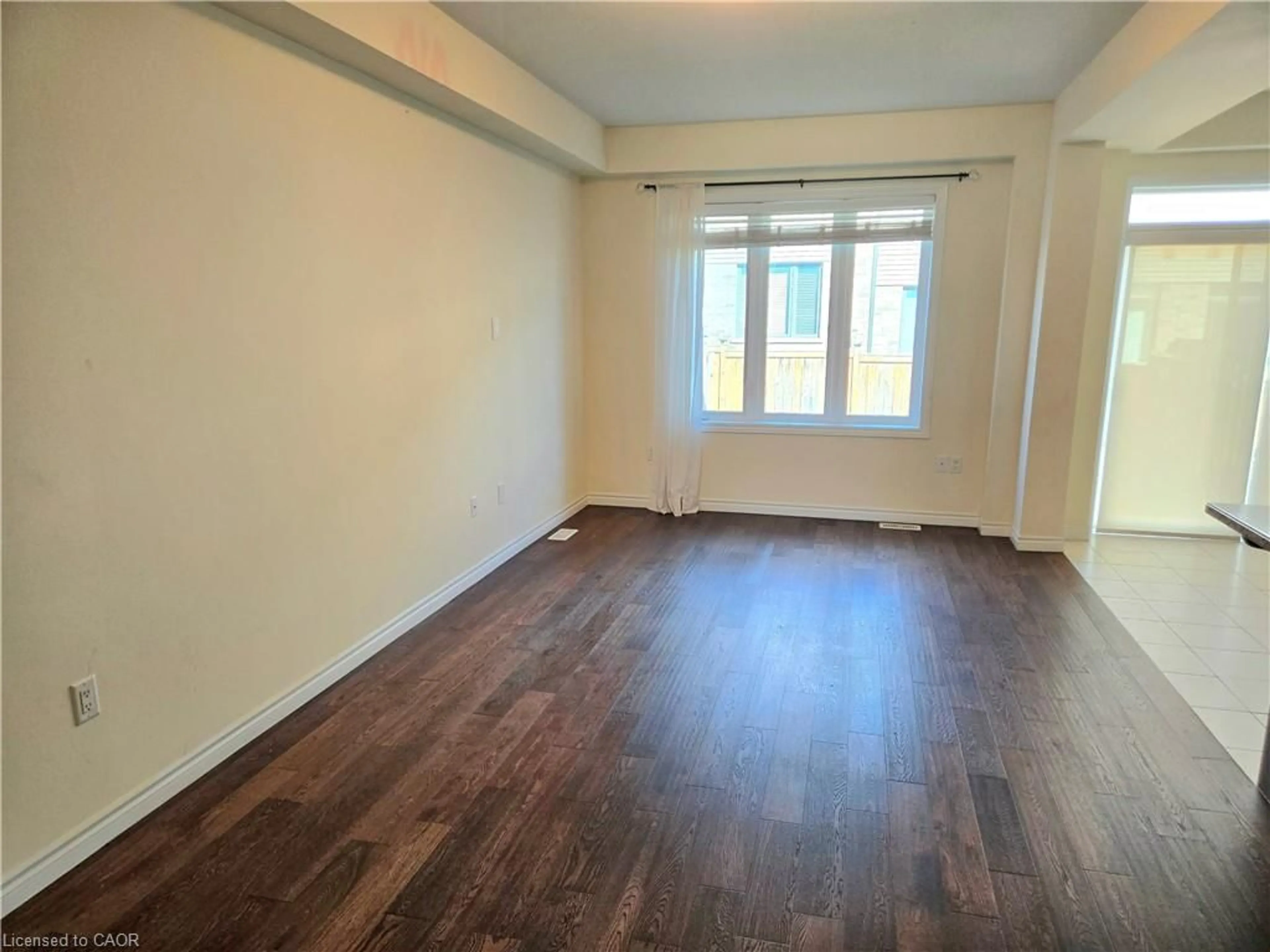 A pic of a room for 2C Vic Chambers Pl, Paris Ontario N3L 0E7