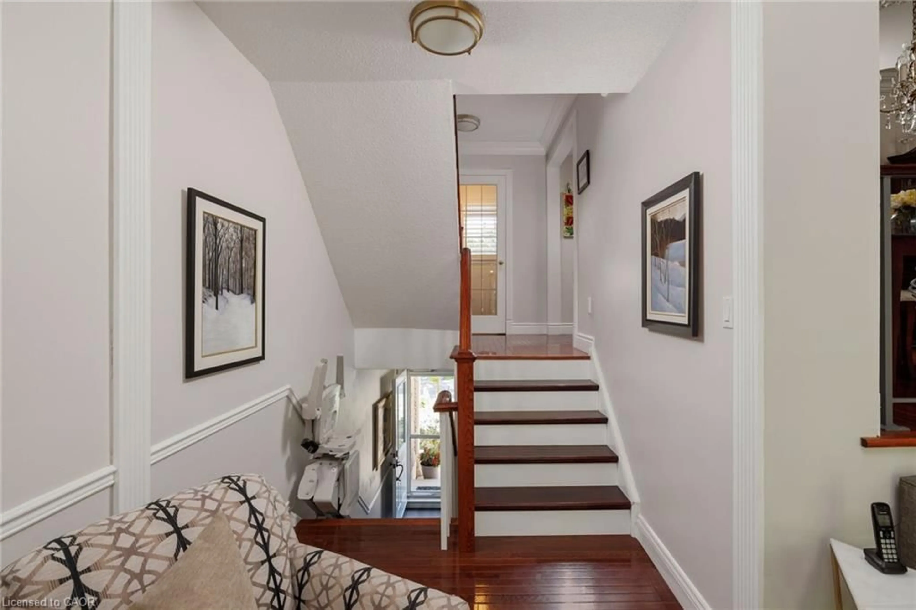 Unknown for 2236 Marine Dr, Oakville Ontario L6L 1C1