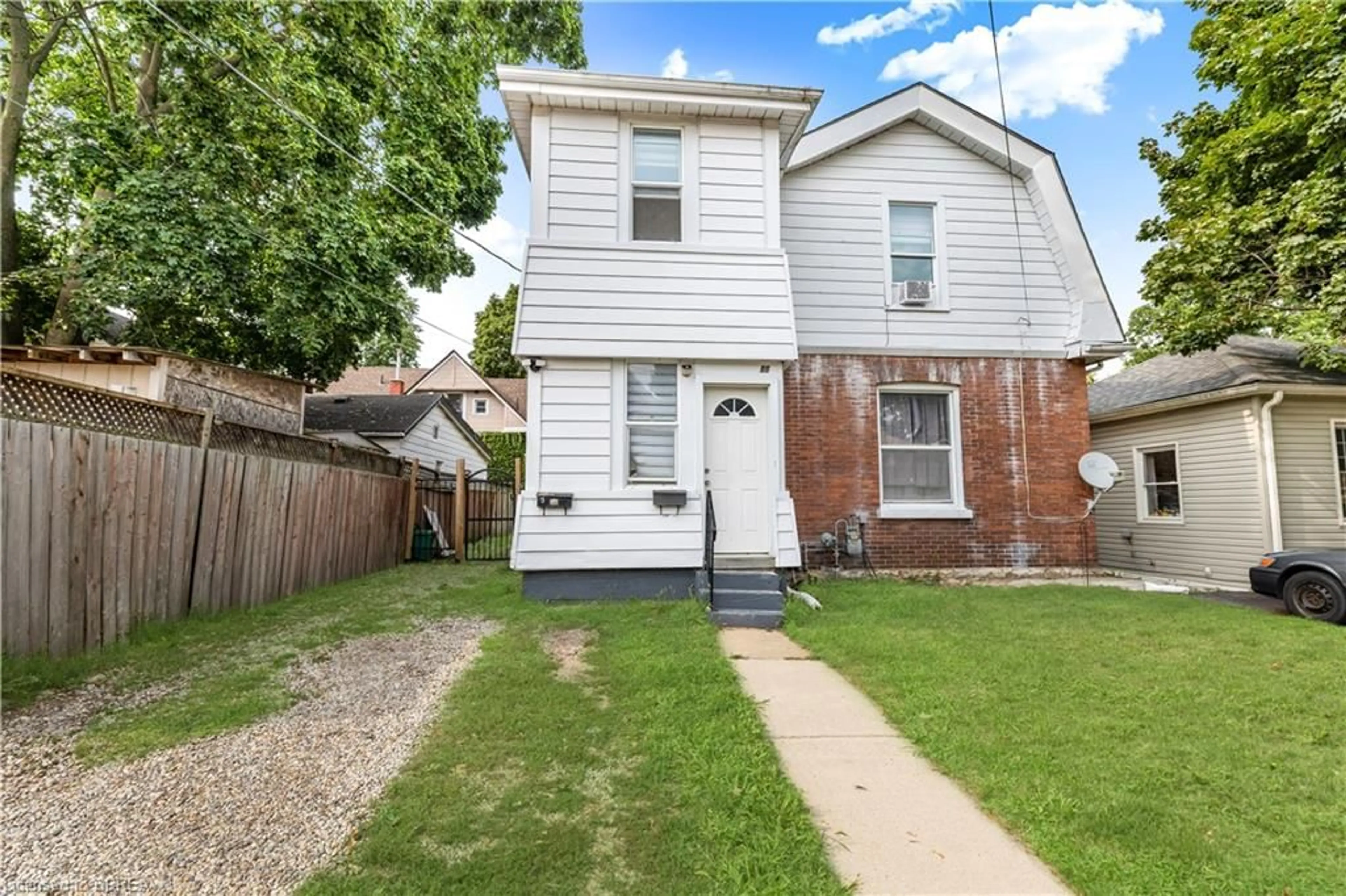 Unknown for 86 Victoria St, Brantford Ontario N3S 3K6