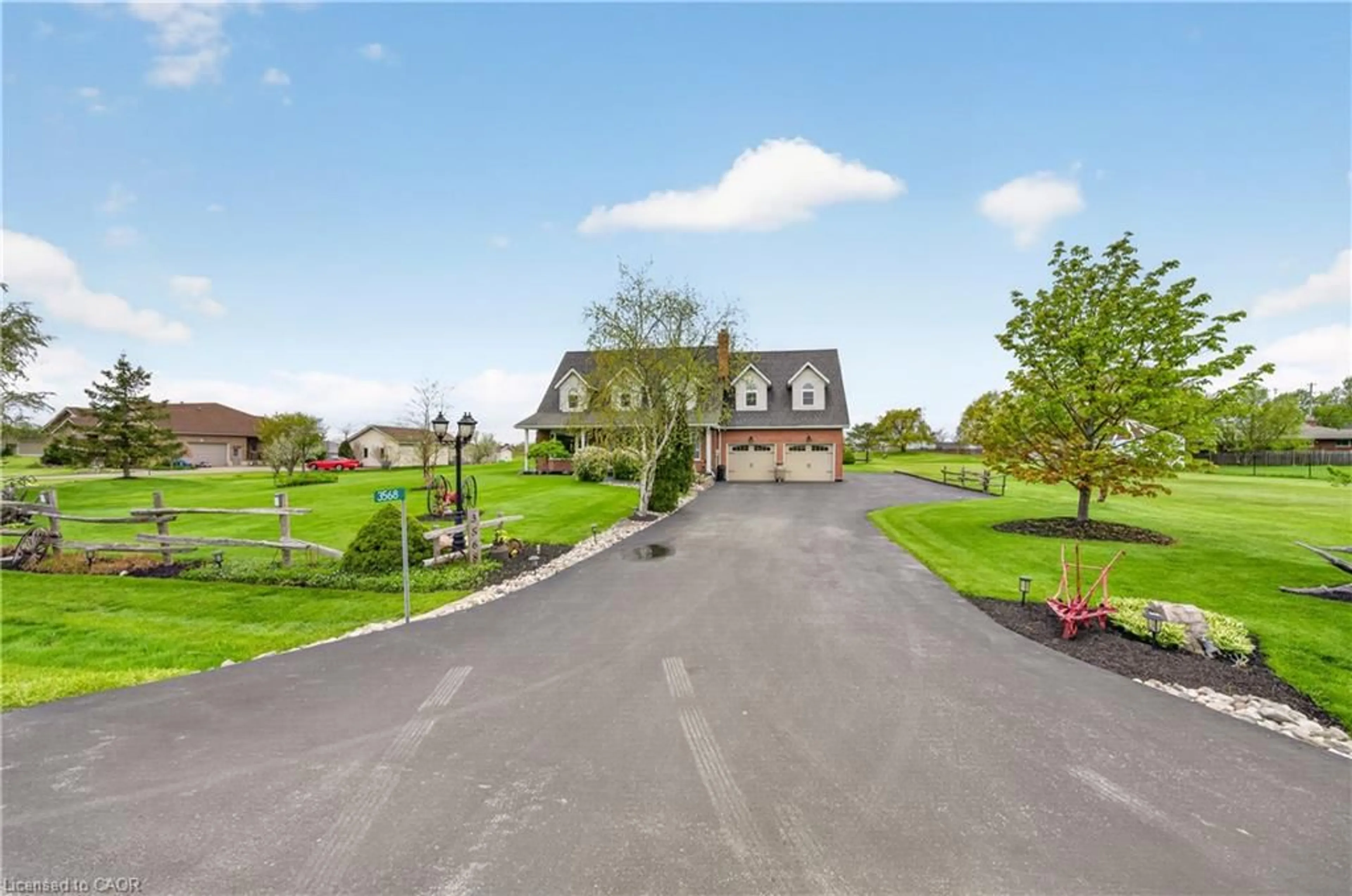 A pic from outside/outdoor area/front of a property/back of a property/a pic from drone, street for 3568 South Grimsby Rd 12 Rd, Grassie Ontario L0R 1M0