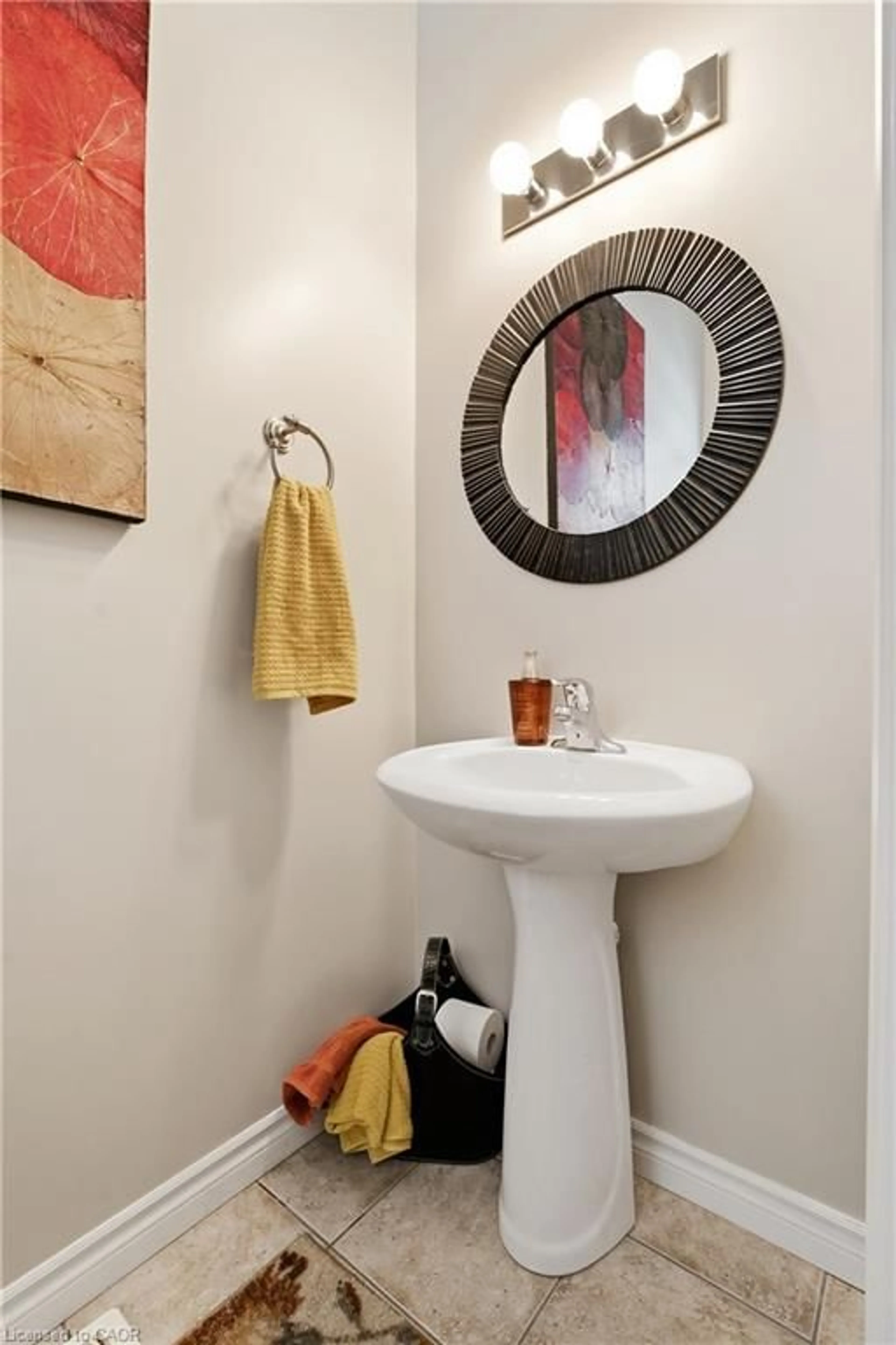 Contemporary bathroom, ceramic/tile floor for 86 Edwards St, Guelph Ontario N1E 0H8