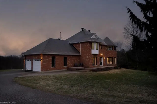 9343 Wellington Rd 22, Wellington 2