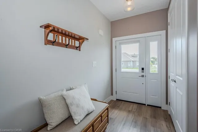 744 Nelson St #18, Port Dover 5
