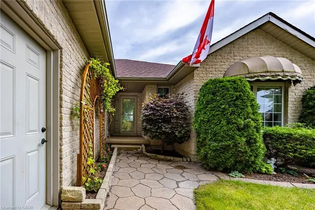 70 Sparrow Way, Port Dover 2