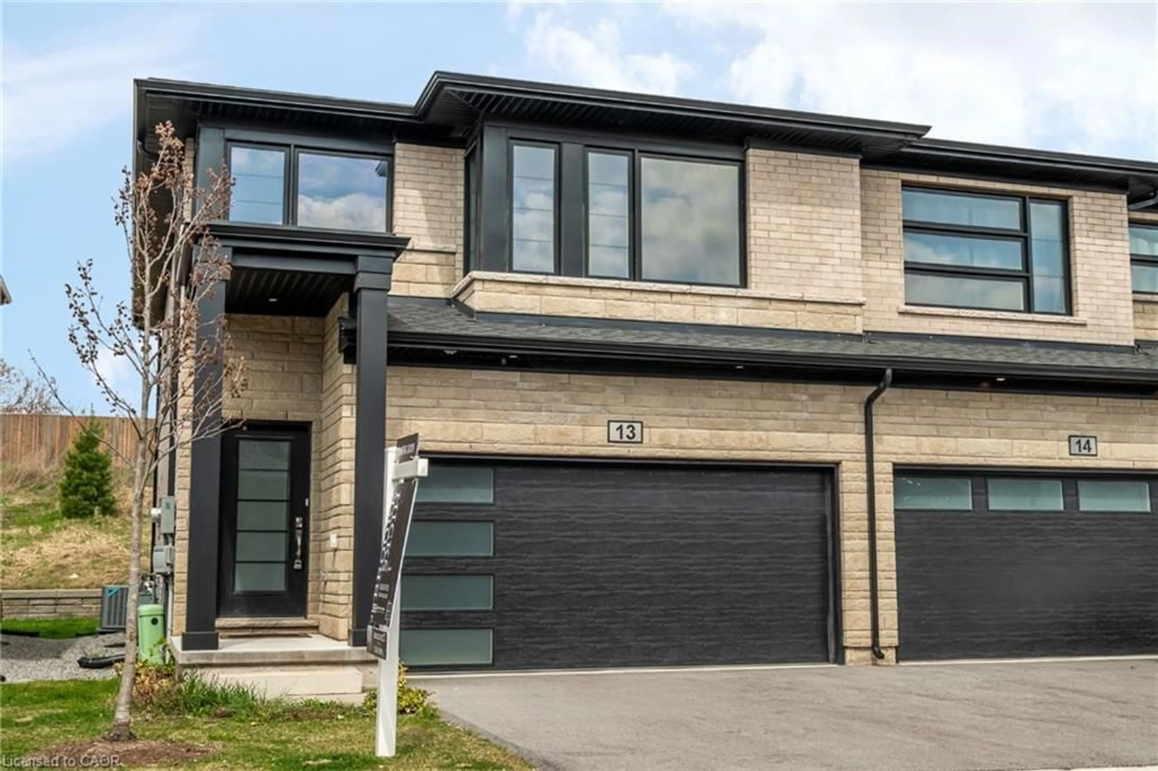 Home with brick exterior material, street for 4552 Portage Rd #13, Niagara Falls Ontario L2E 6A8