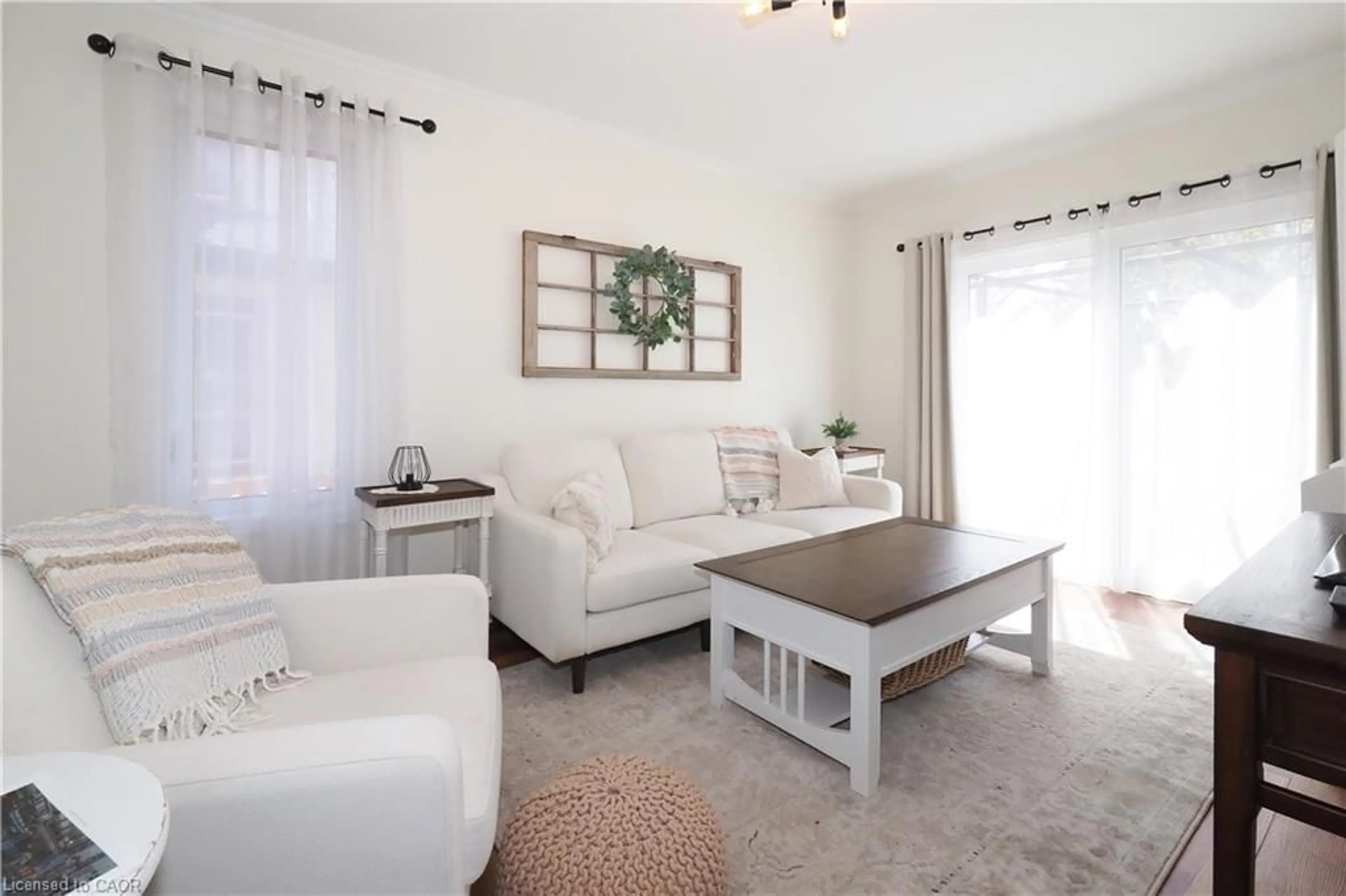 Living room with furniture, unknown for 123 Samuel St, Kitchener Ontario N2H 1P9