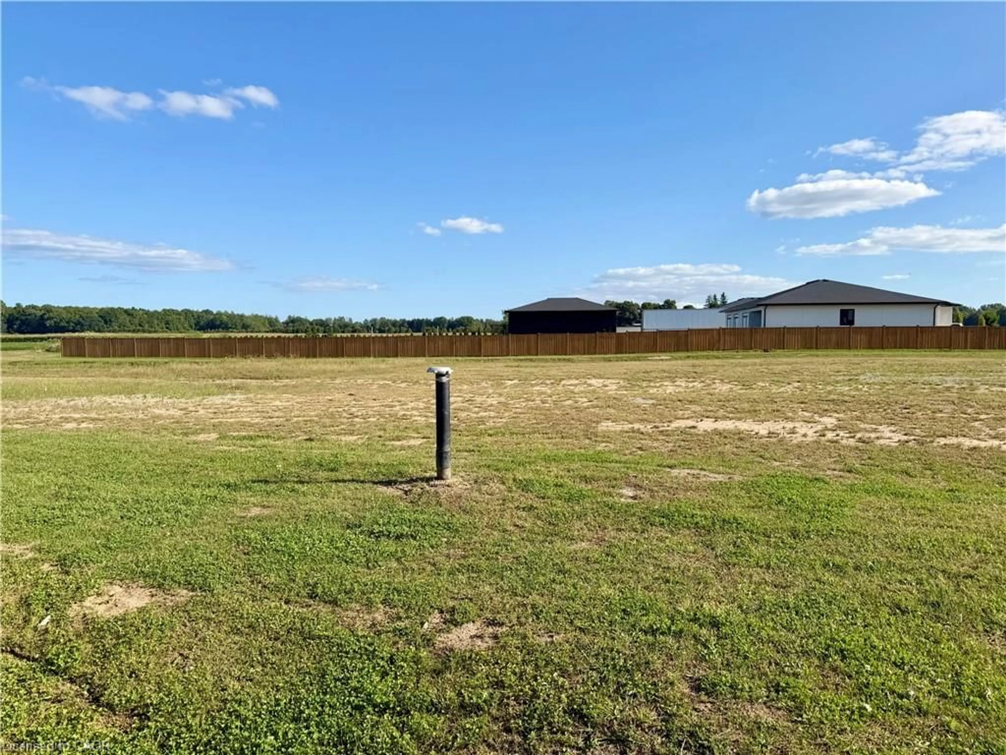 A pic from outside/outdoor area/front of a property/back of a property/a pic from drone, building for 6 Priddle Dr, Langton Ontario N0E 1G0