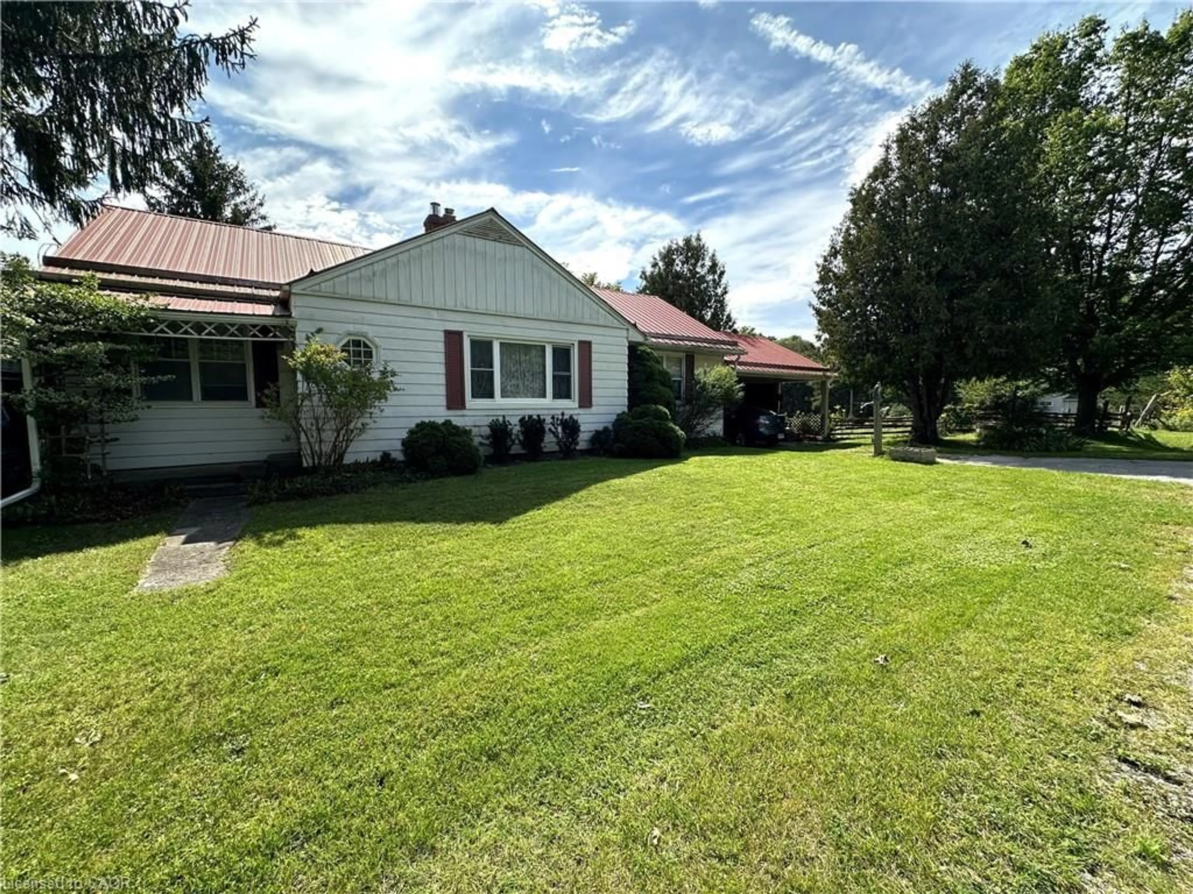 A pic from outside/outdoor area/front of a property/back of a property/a pic from drone, street for 126 Decou Rd, Simcoe Ontario N3Y 4K2