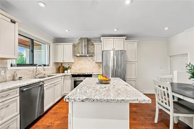 374 Bartley Bull Pky, Brampton 5