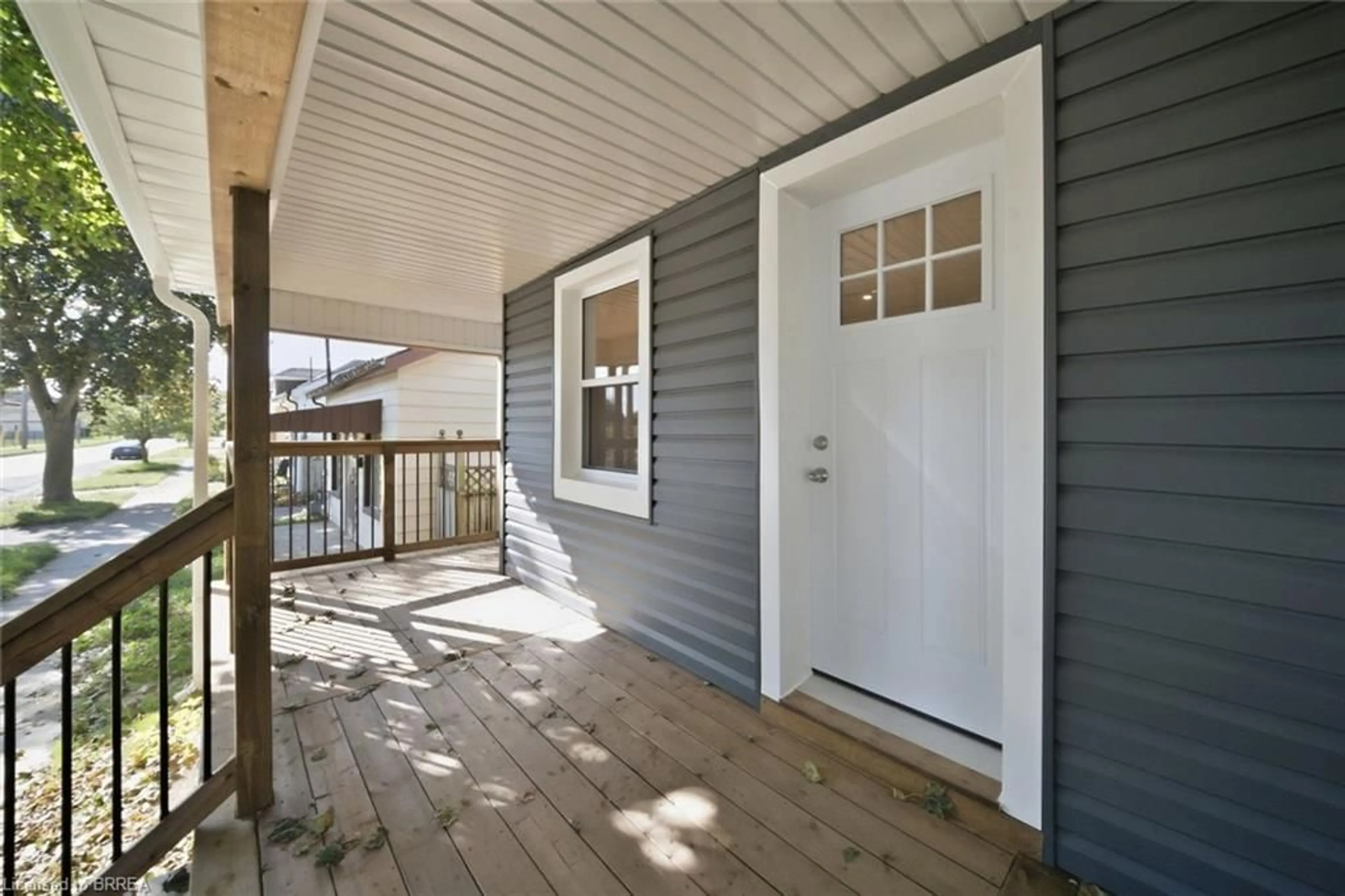 Unknown for 140 Pearl St, Brantford Ontario N3T 3T2