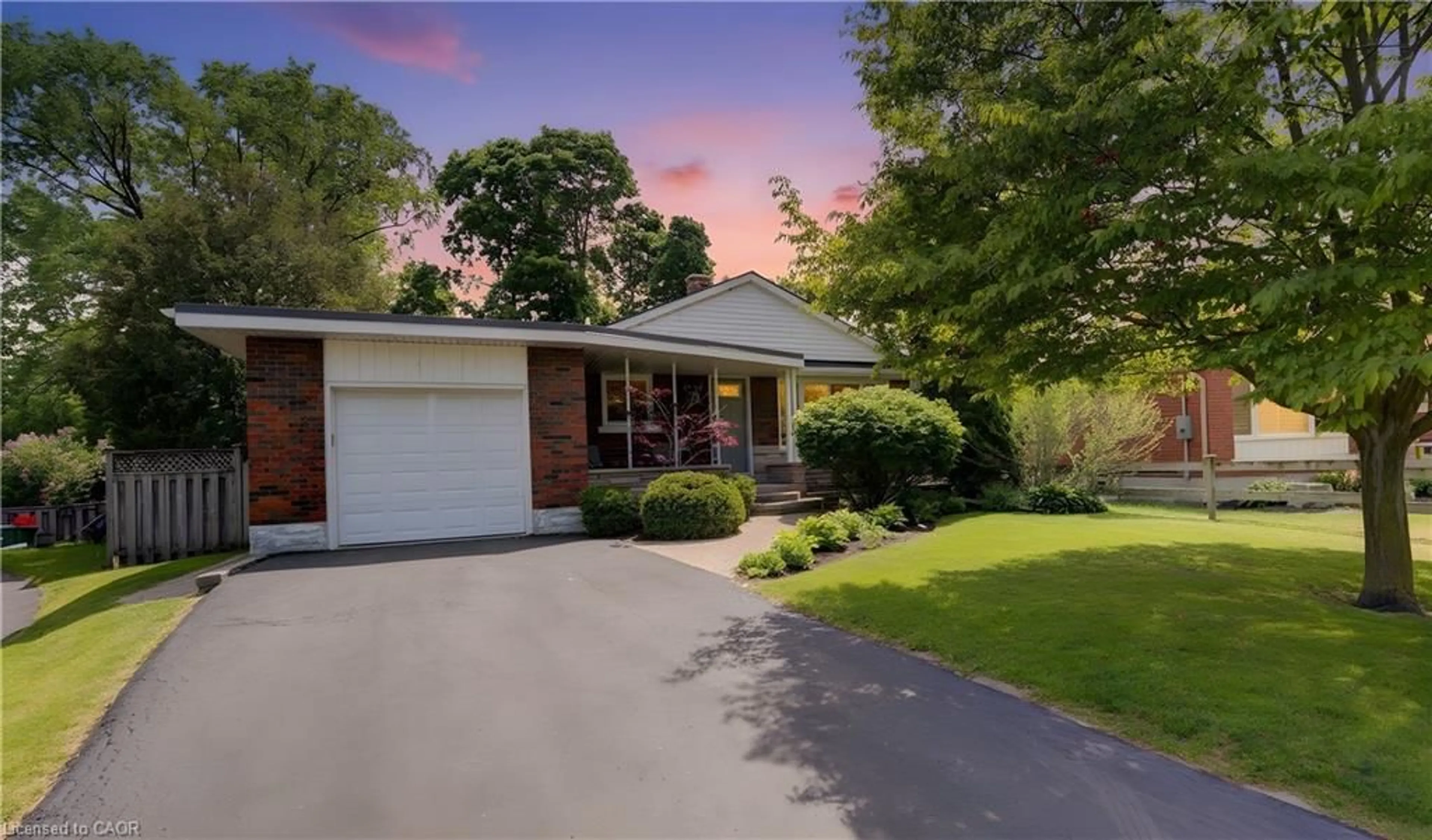 Home with brick exterior material, street for 71 Pinecrest Dr, Kitchener Ontario N2A 2G6