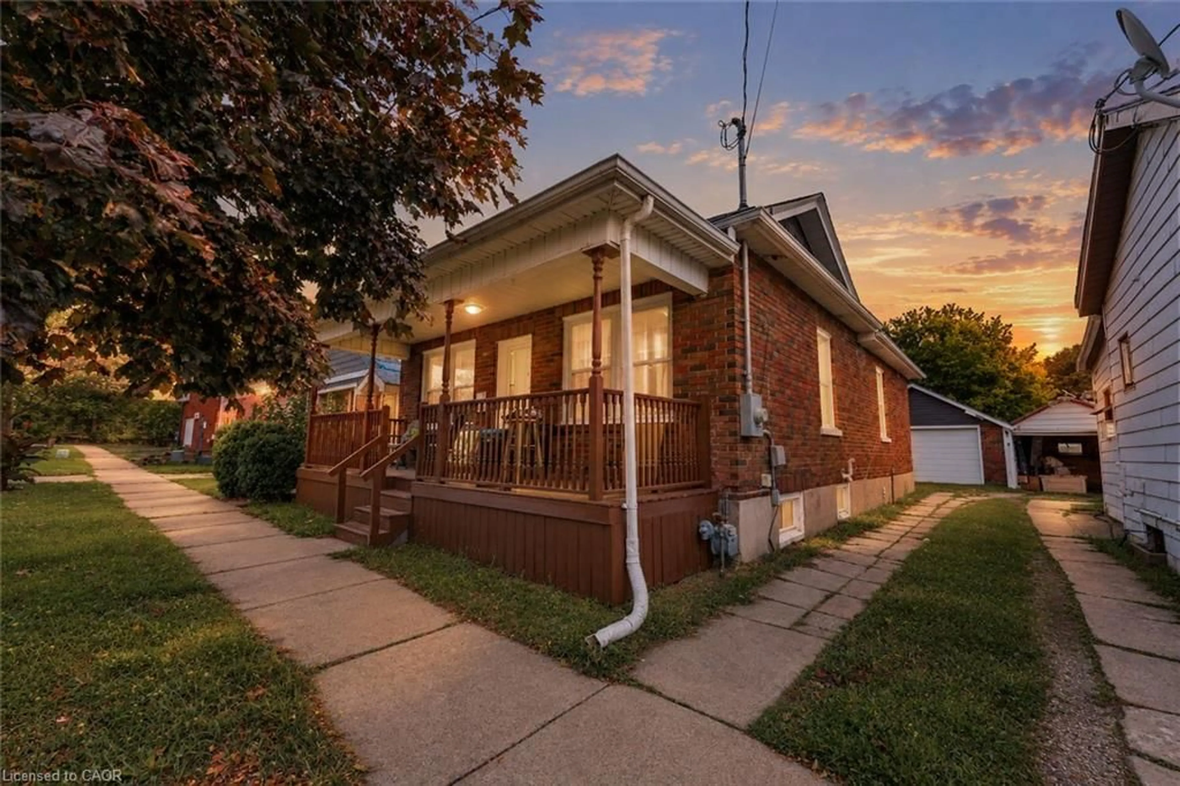 Home with brick exterior material, street for 177 George St, Brantford Ontario N3T 2Z2