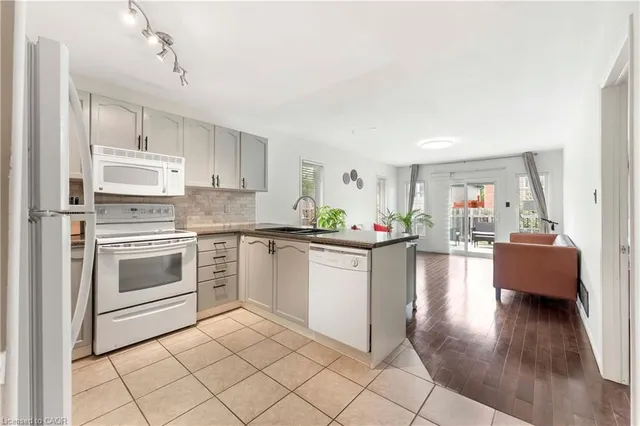 1039 Hansler Rd, Welland