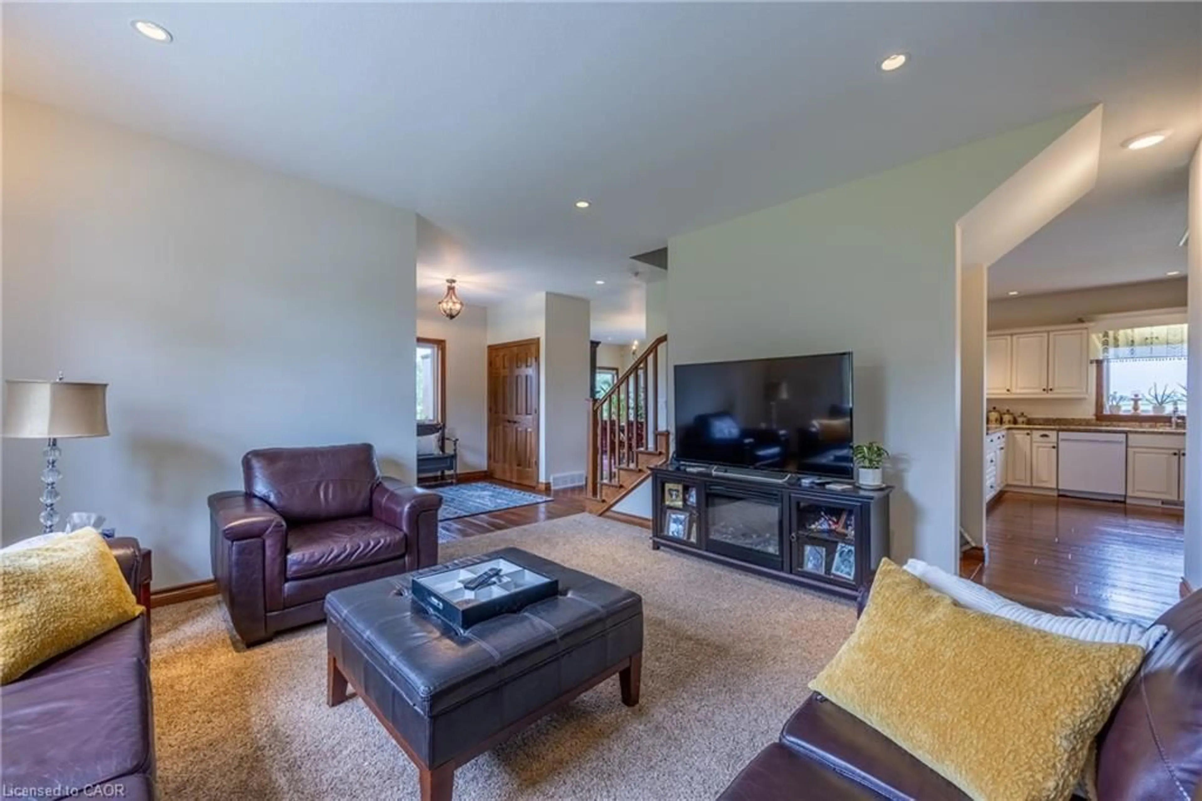 Living room with furniture, unknown for 493 Fisher's Glen Rd, Vittoria Ontario N0E 1W0