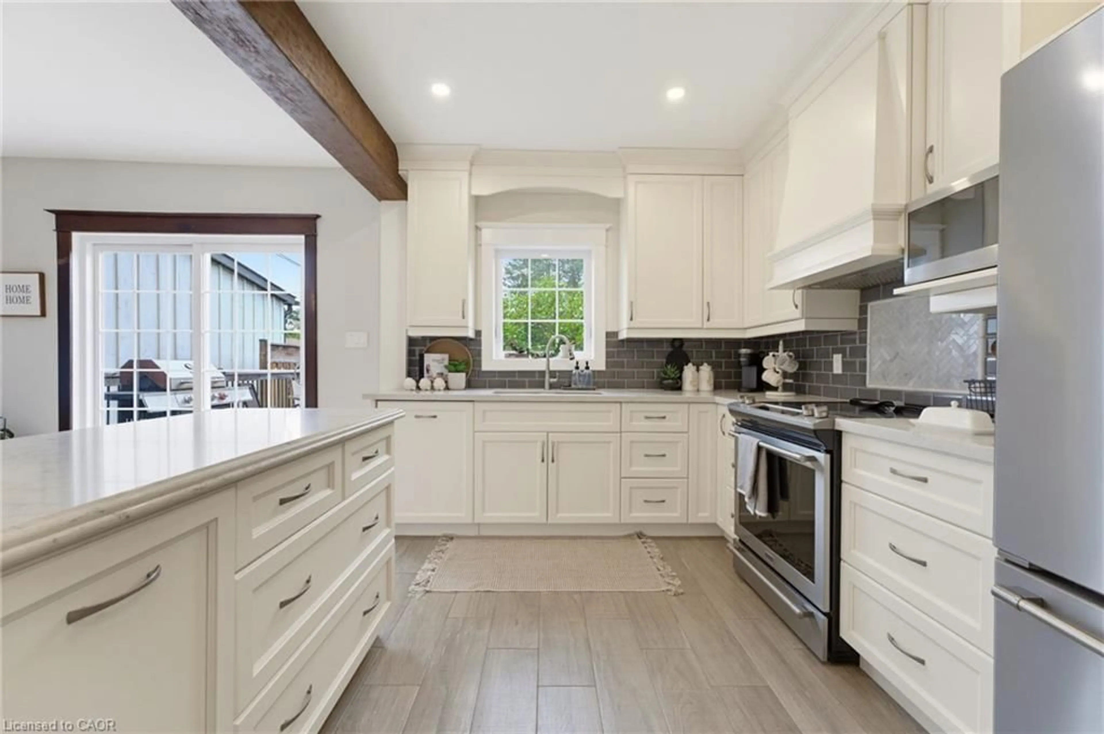 Open concept kitchen, ceramic/tile floor for 394 Charlton Ave, Hamilton Ontario L8P 2E7