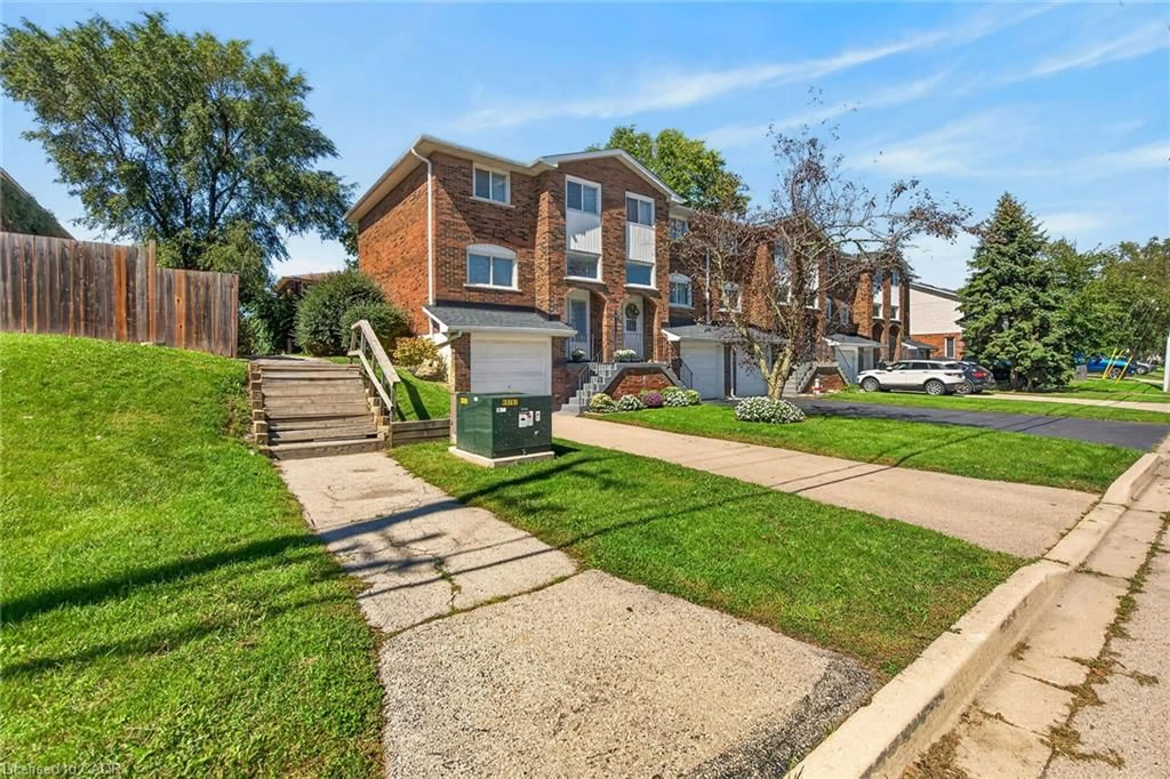Unknown for 112 Cedar St, Dunnville Ontario N1A 3C7