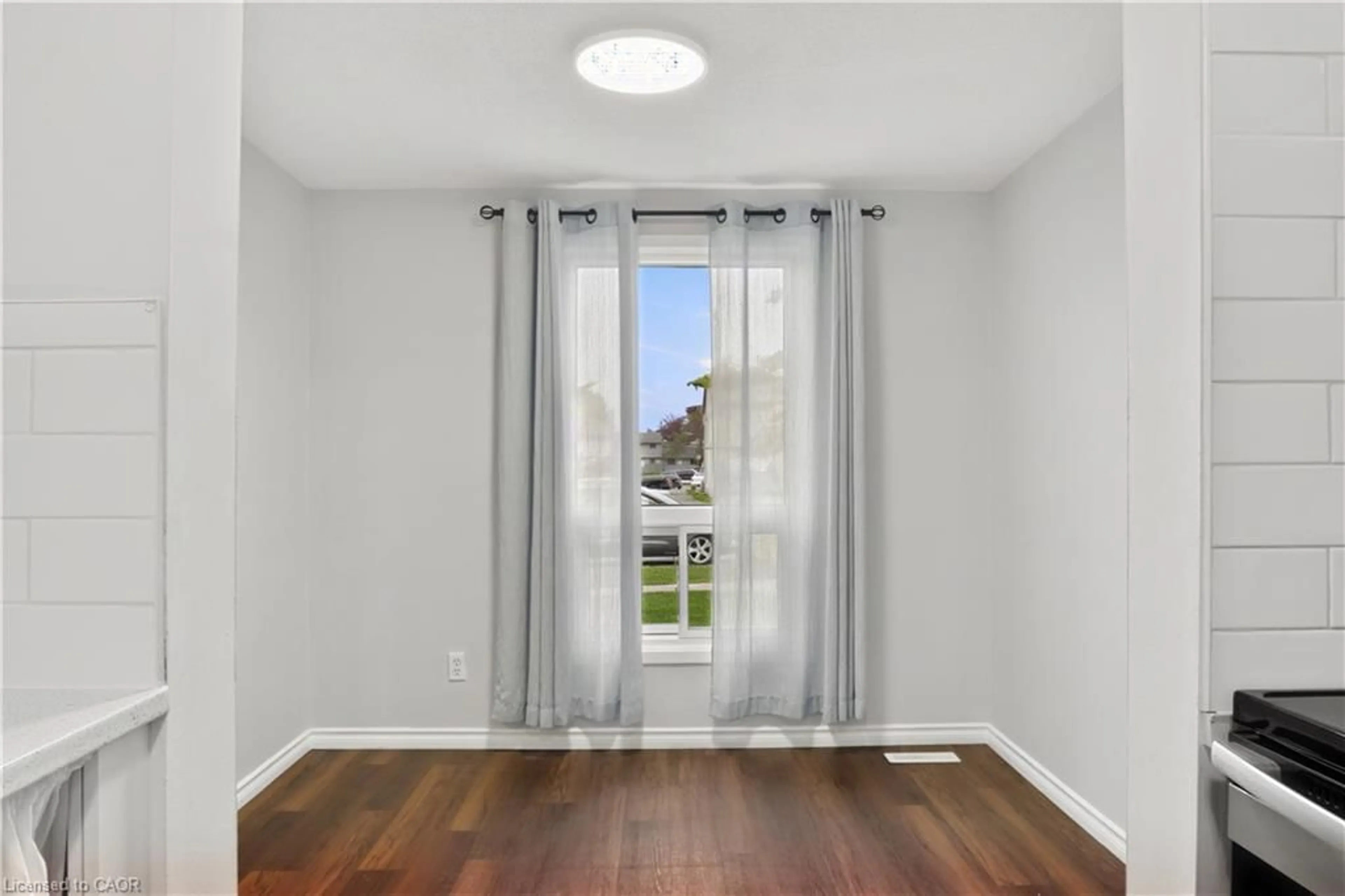 Unknown for 700 Paisley Rd #56, Guelph Ontario N1K 1A3