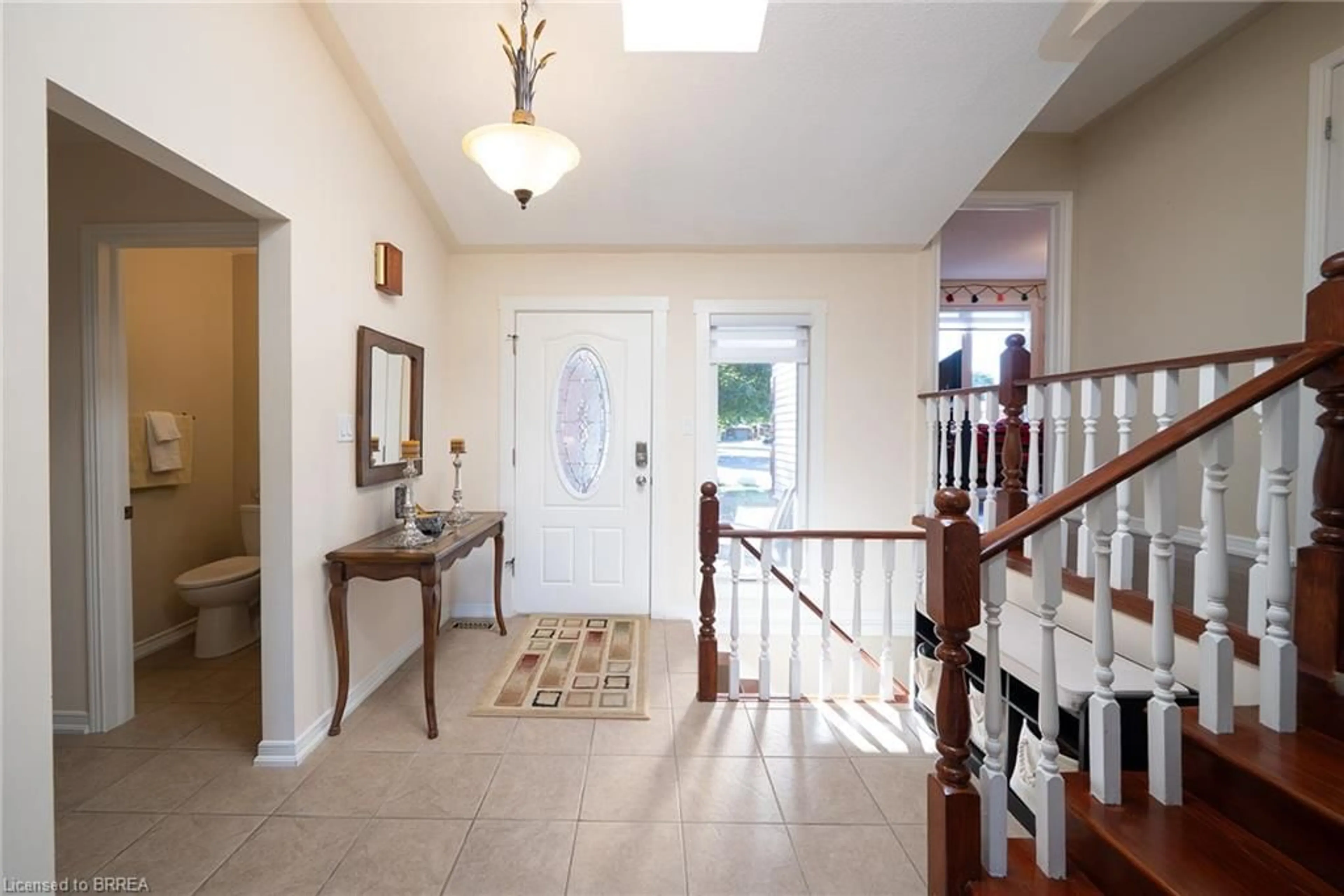 Indoor foyer for 15 Fox Run, Brantford Ontario N3R 7P9