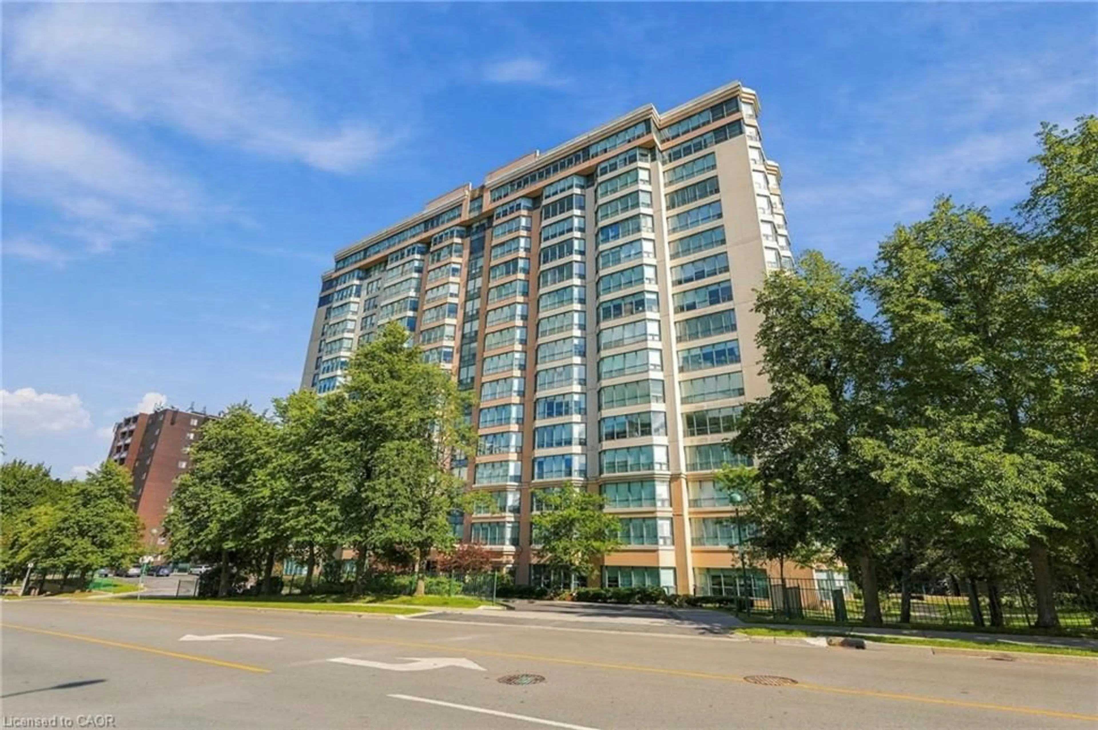 Unknown for 100 Millside Dr #403, Milton Ontario L9T 5E2