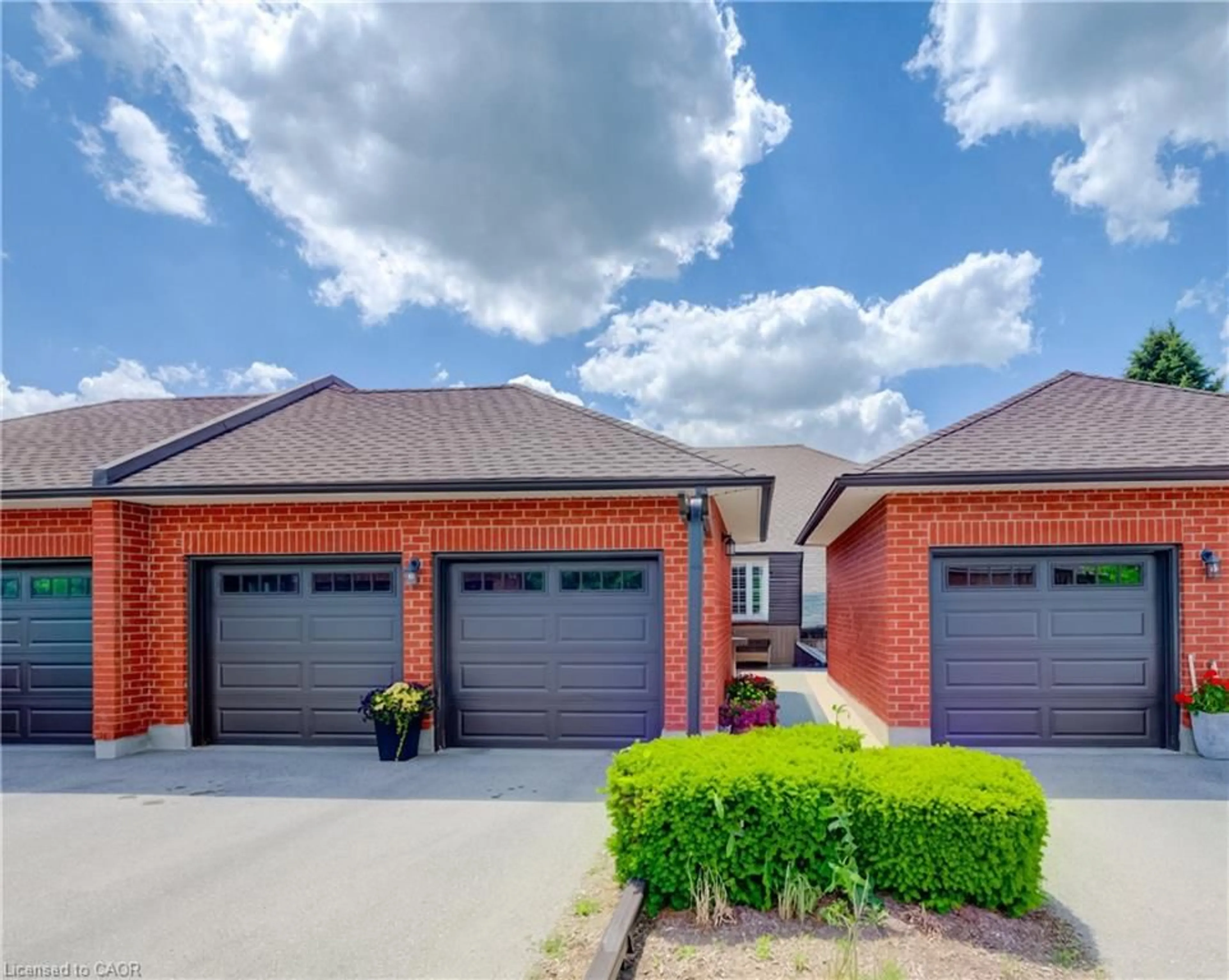 Home with brick exterior material, street for 10 Isherwood Ave #18, Cambridge Ontario N1R 8L5
