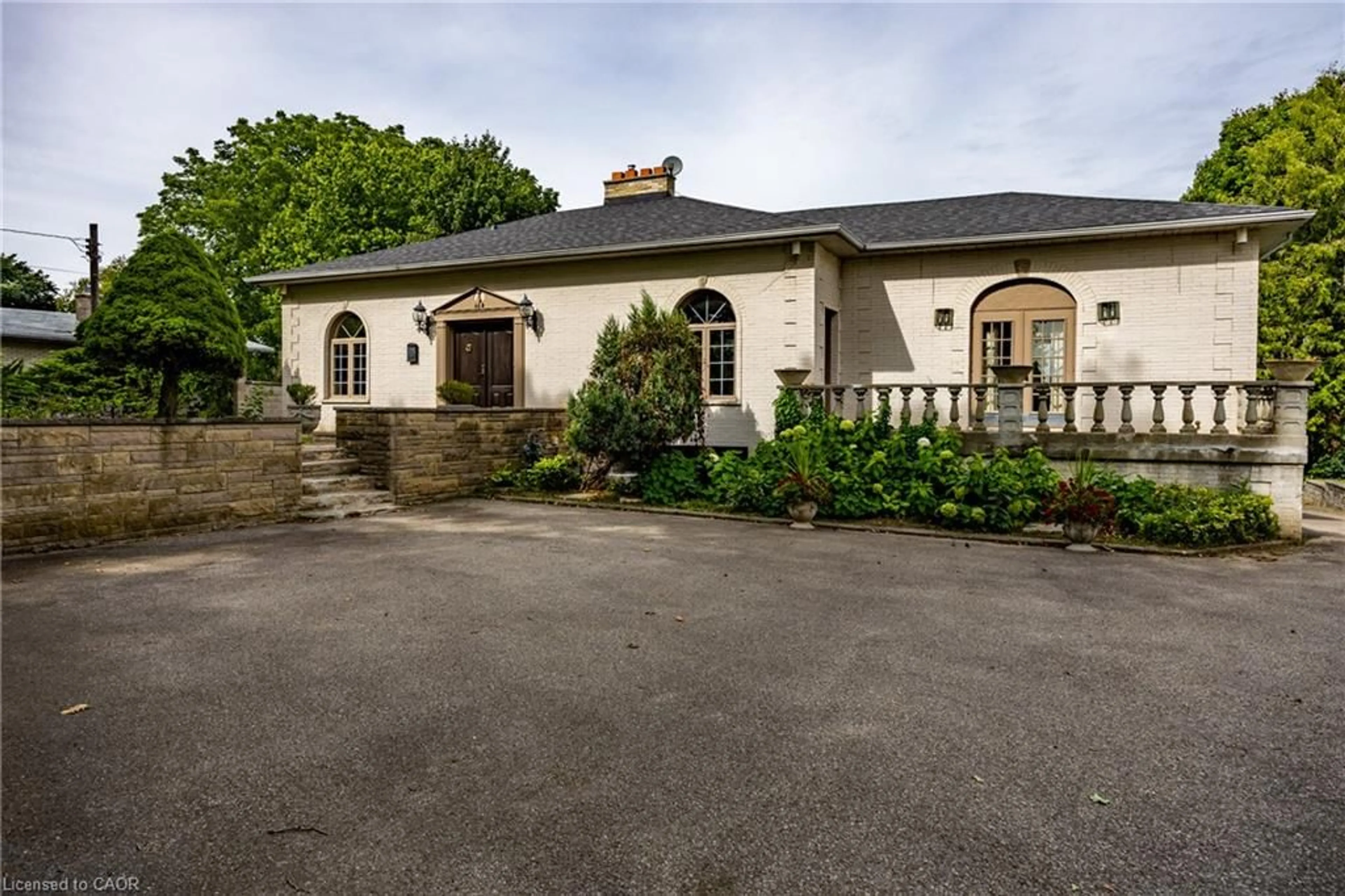 Unknown for 46 Tutela Heights Rd, Brantford Ontario N3T 1A1