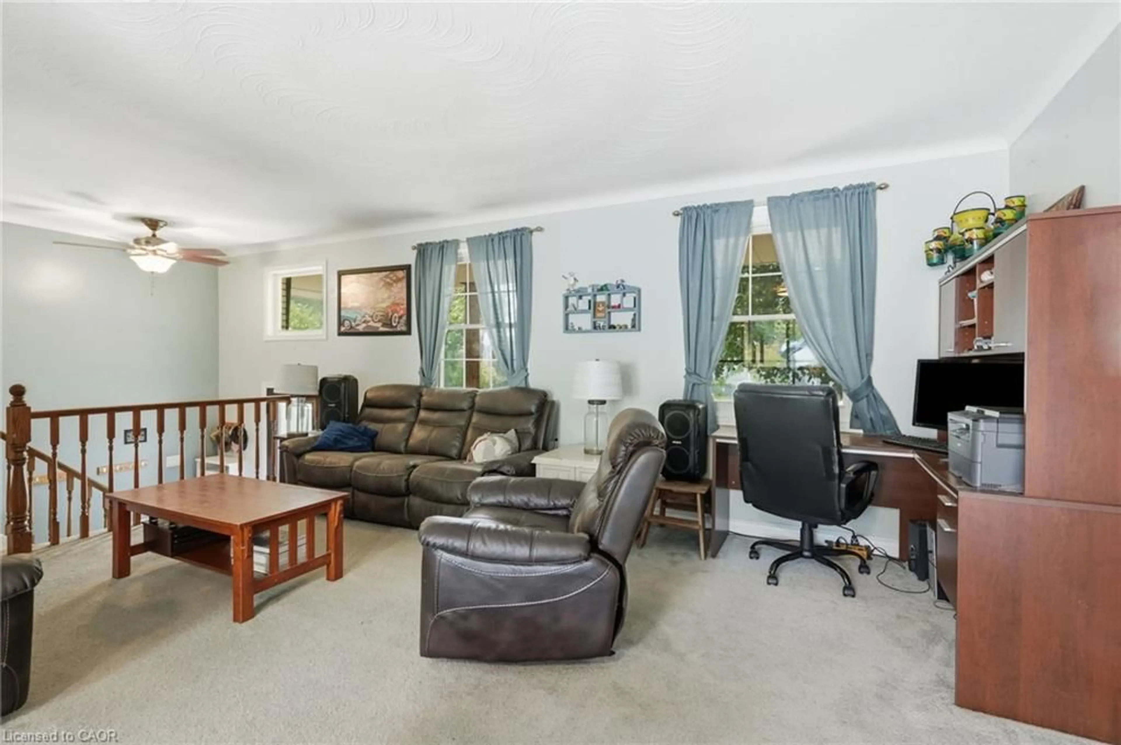 Living room with furniture, unknown for 1311 Concession 6 Rd, Flamborough Ontario L8B 1N5