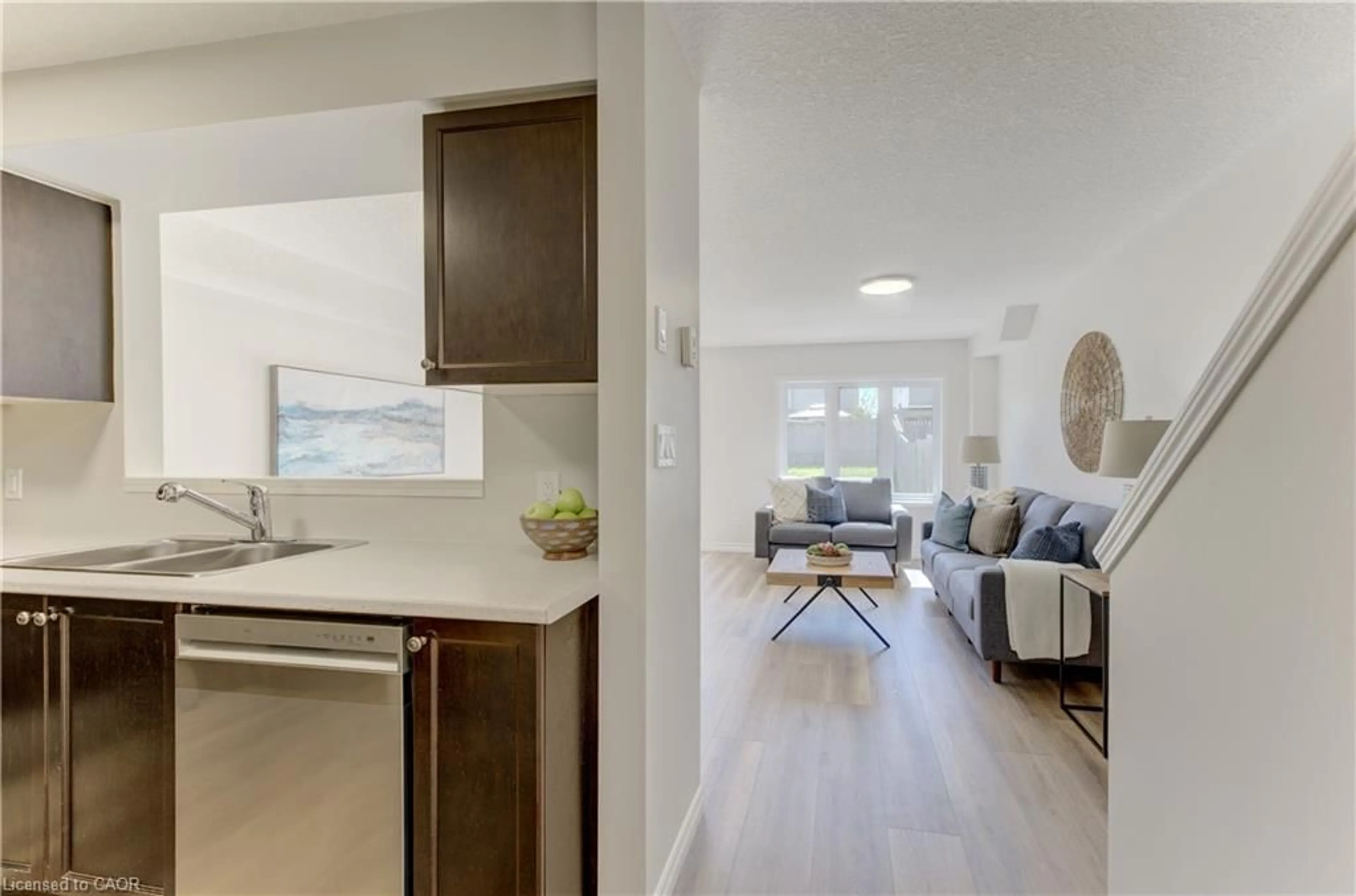 Unknown for 975 Zeller Cres, Kitchener Ontario N2A 0C9