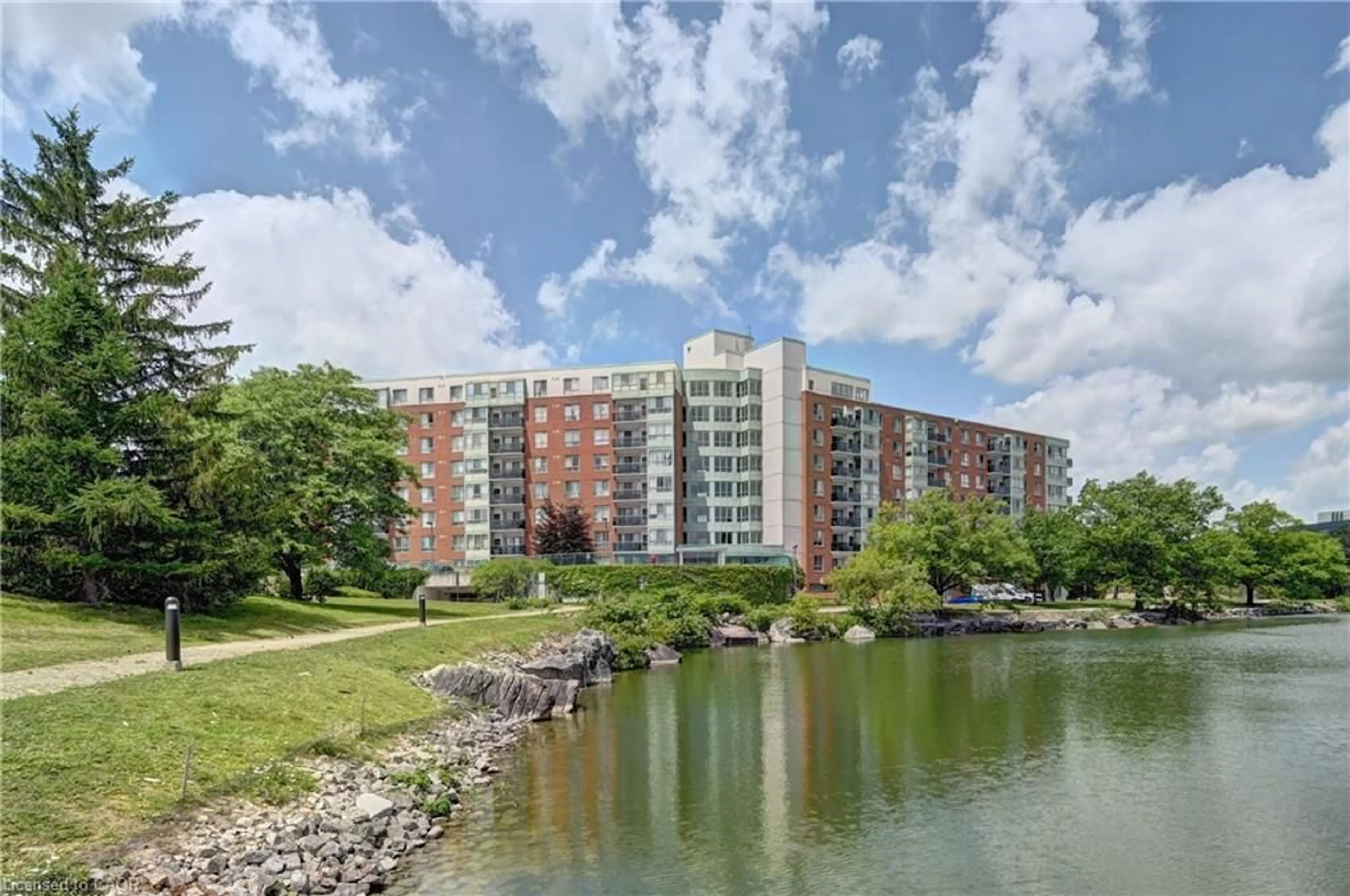 Unknown for 30 Blue Springs Dr #305, Waterloo Ontario N2J 4T2