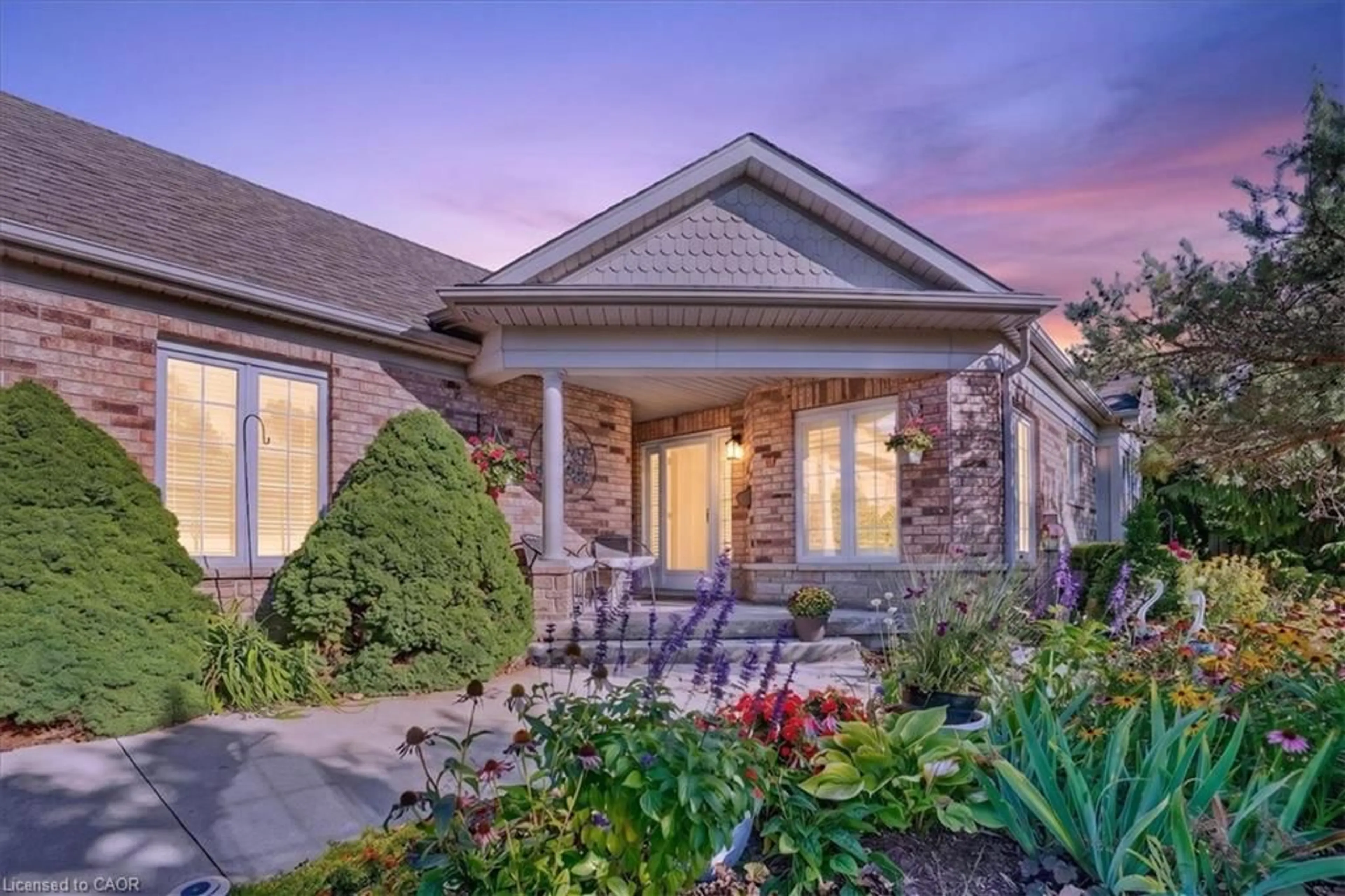 Home with brick exterior material, unknown for 147 Reiber Crt, Waterloo Ontario N2L 6N2