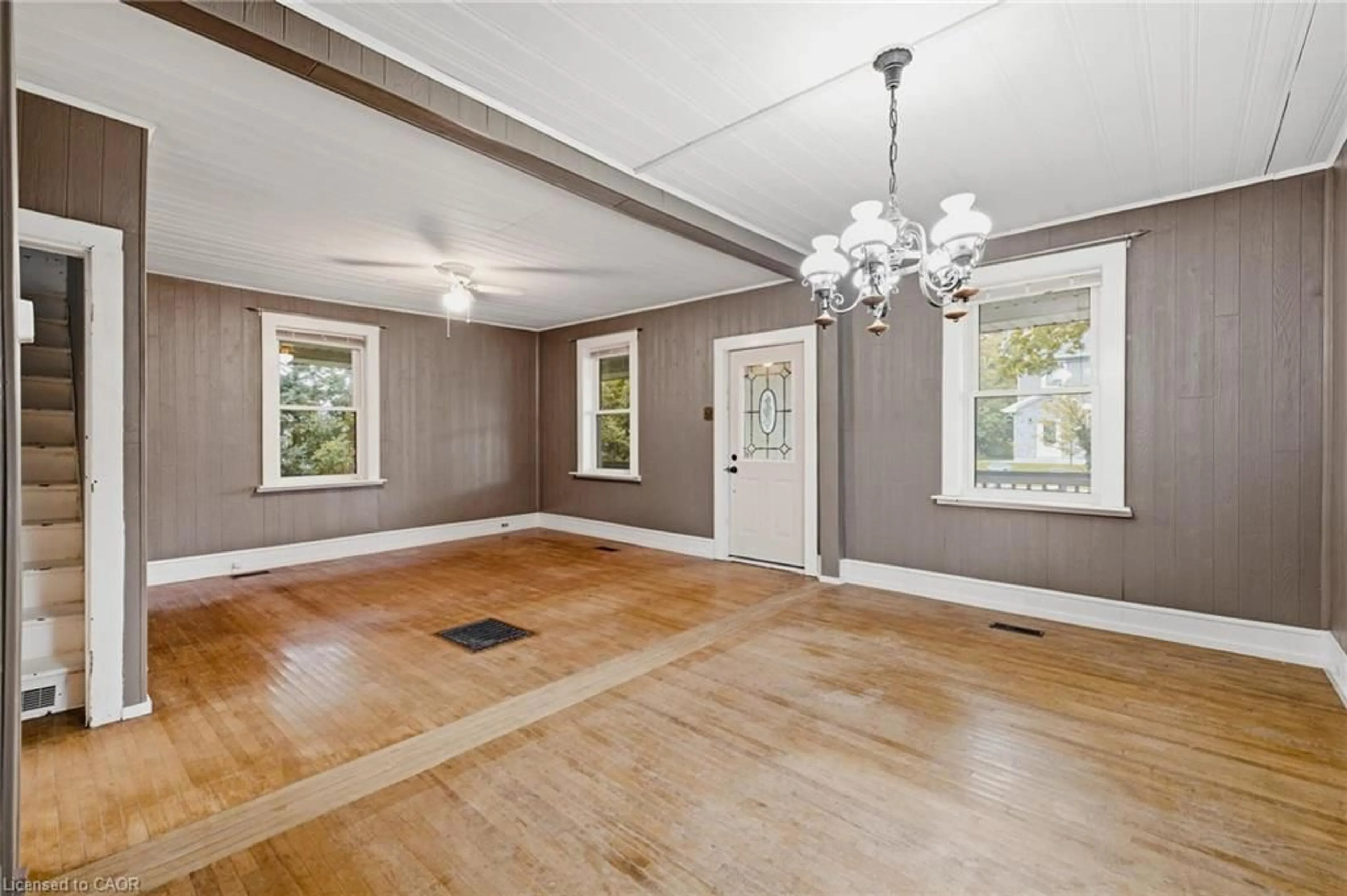 A pic of a room for 485 Wallace Ave, Listowel Ontario N4W 1Y5
