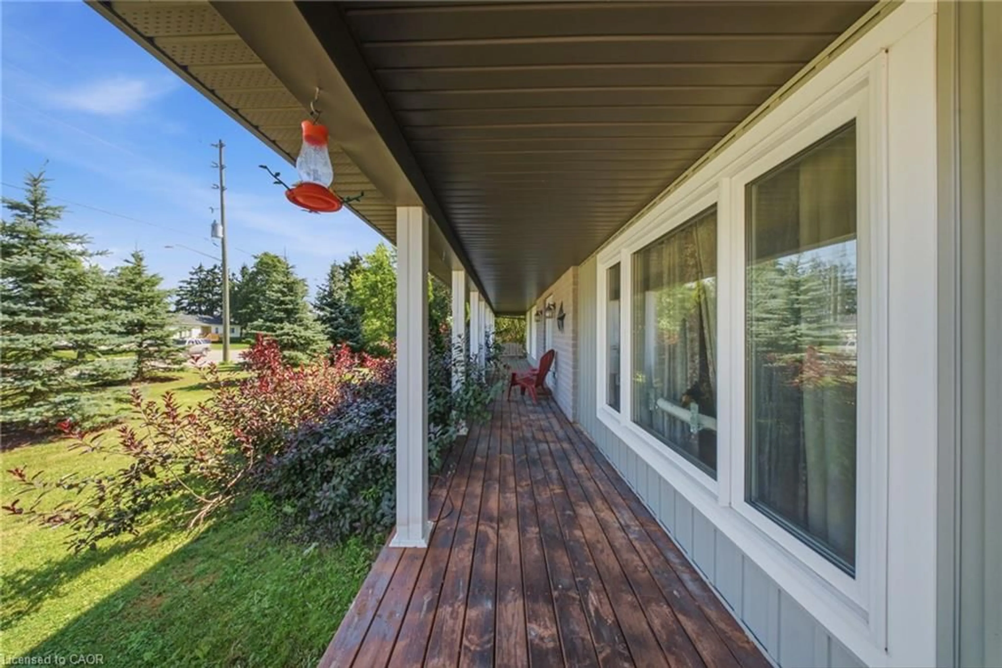 Patio, street for 66 Talbot St, Cayuga Ontario N0A 1C0