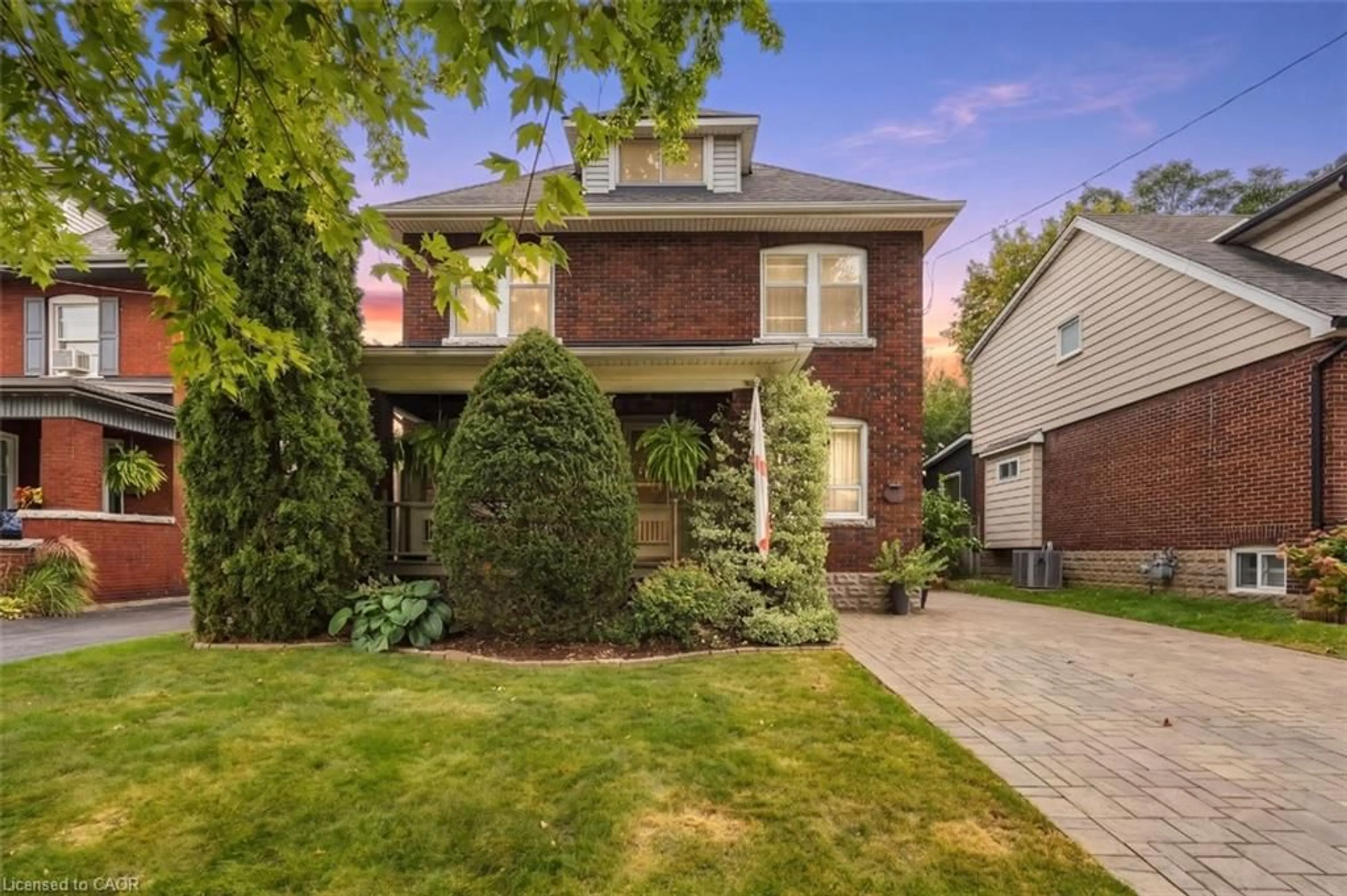 Home with brick exterior material, street for 33 Tuxedo Ave, Hamilton Ontario L8K 2R7