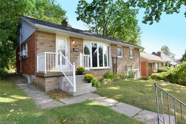 24 Delsey St, Dundas 2