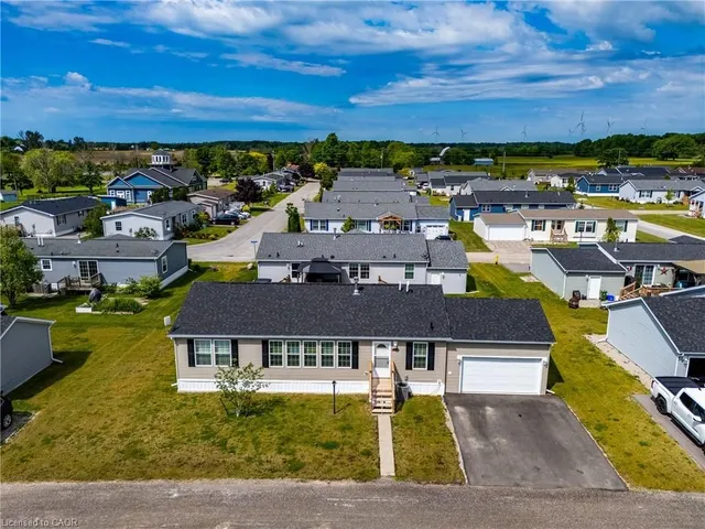 11 Hickory Hollow, Nanticoke 2