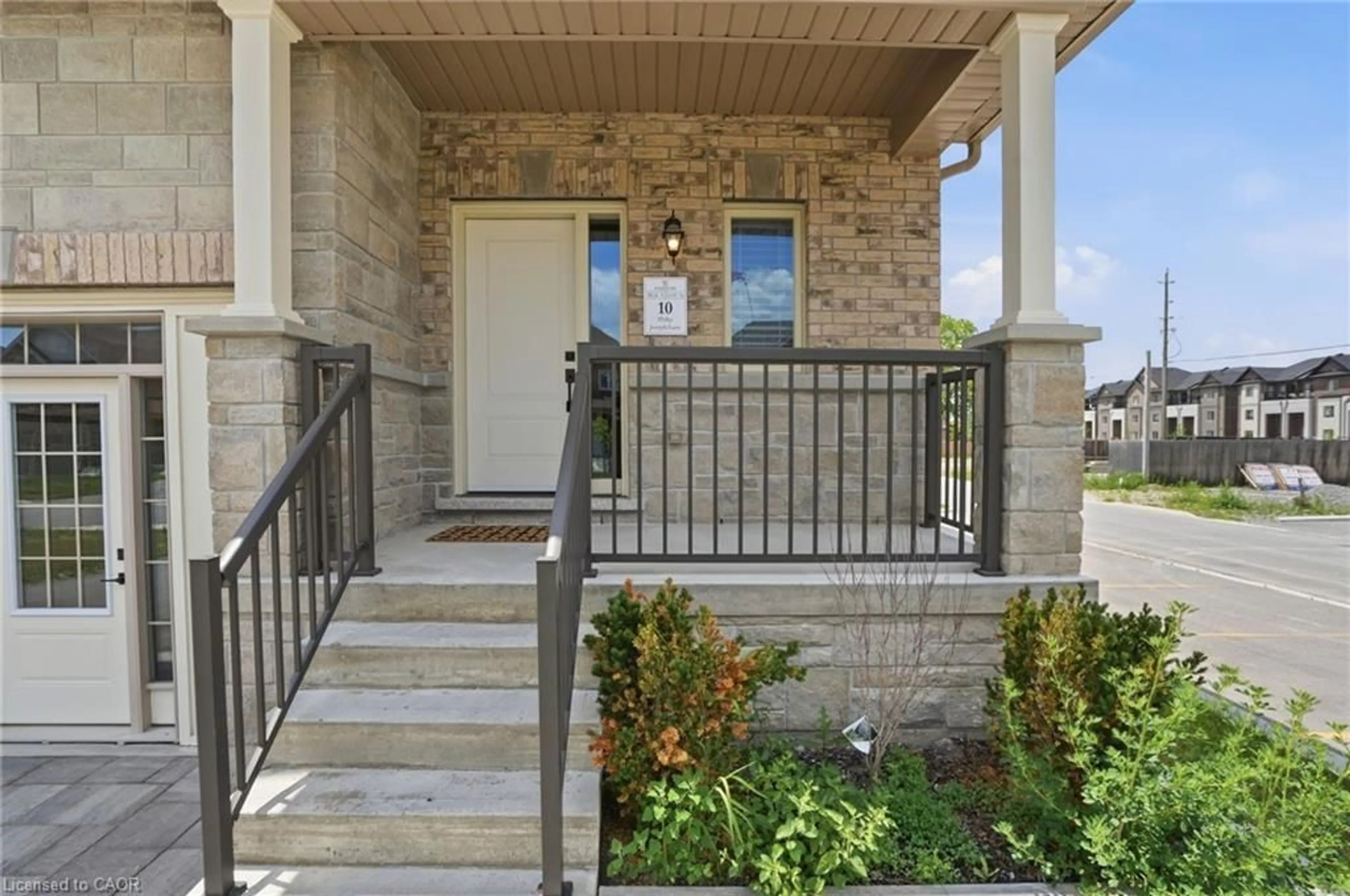 Indoor entryway for 27 Rainey Dr, East Luther Ontario L9W 0L7