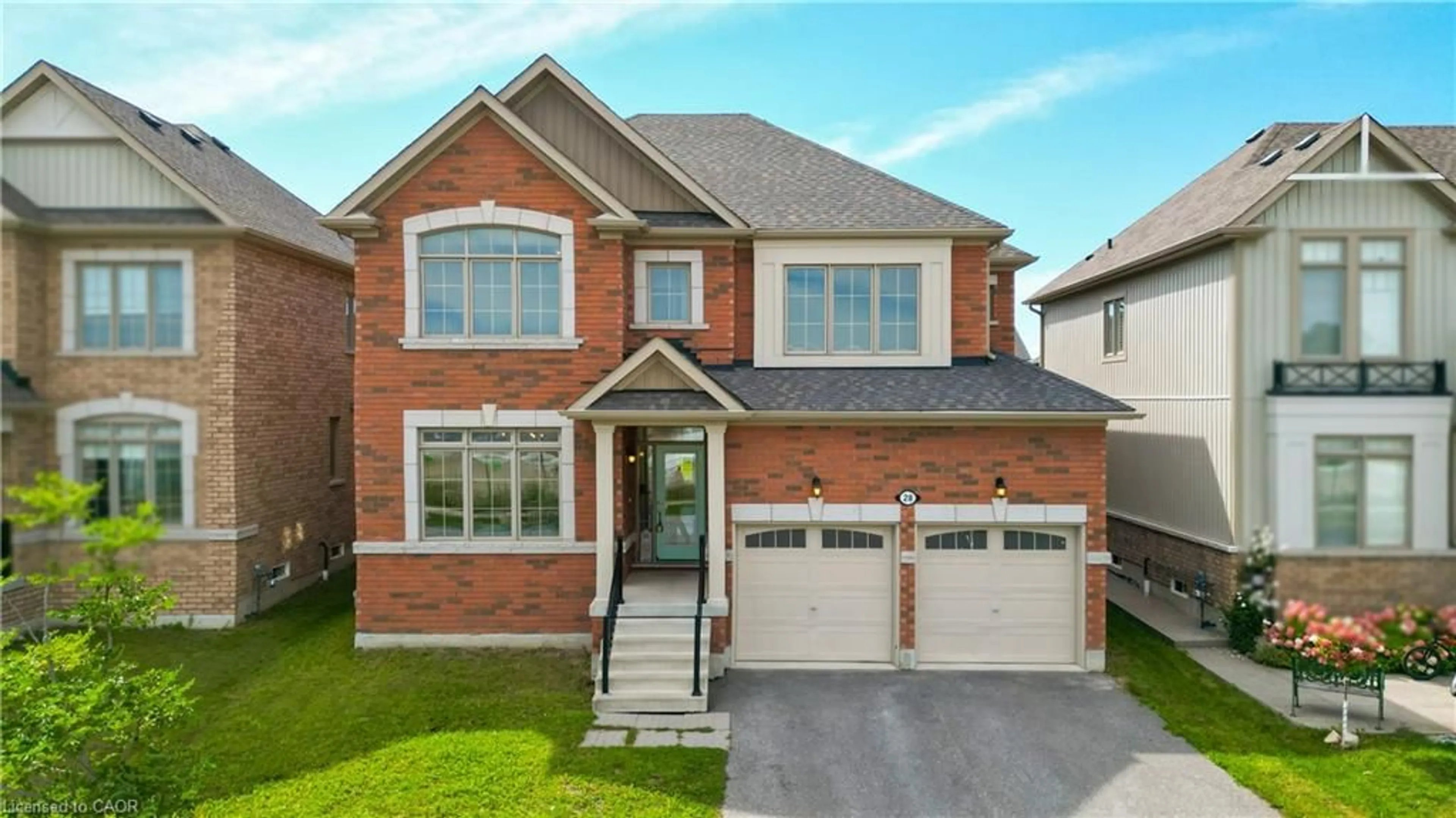 Home with brick exterior material, street for 28 Dey Dr, Collingwood Ontario L9Y 4C5