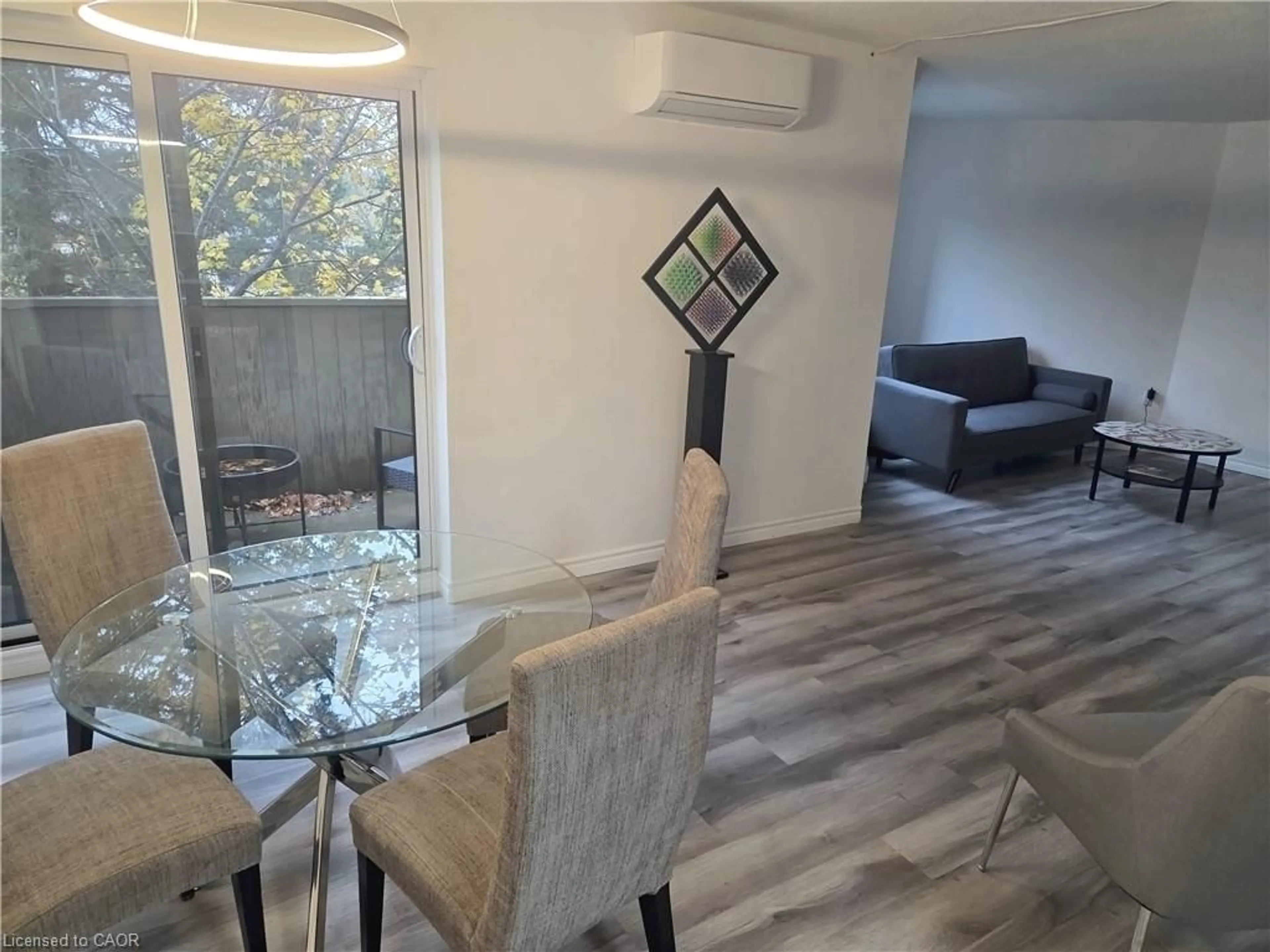 A pic of a room for 2035 South Millway End #62, Mississauga Ontario L5L 1R7