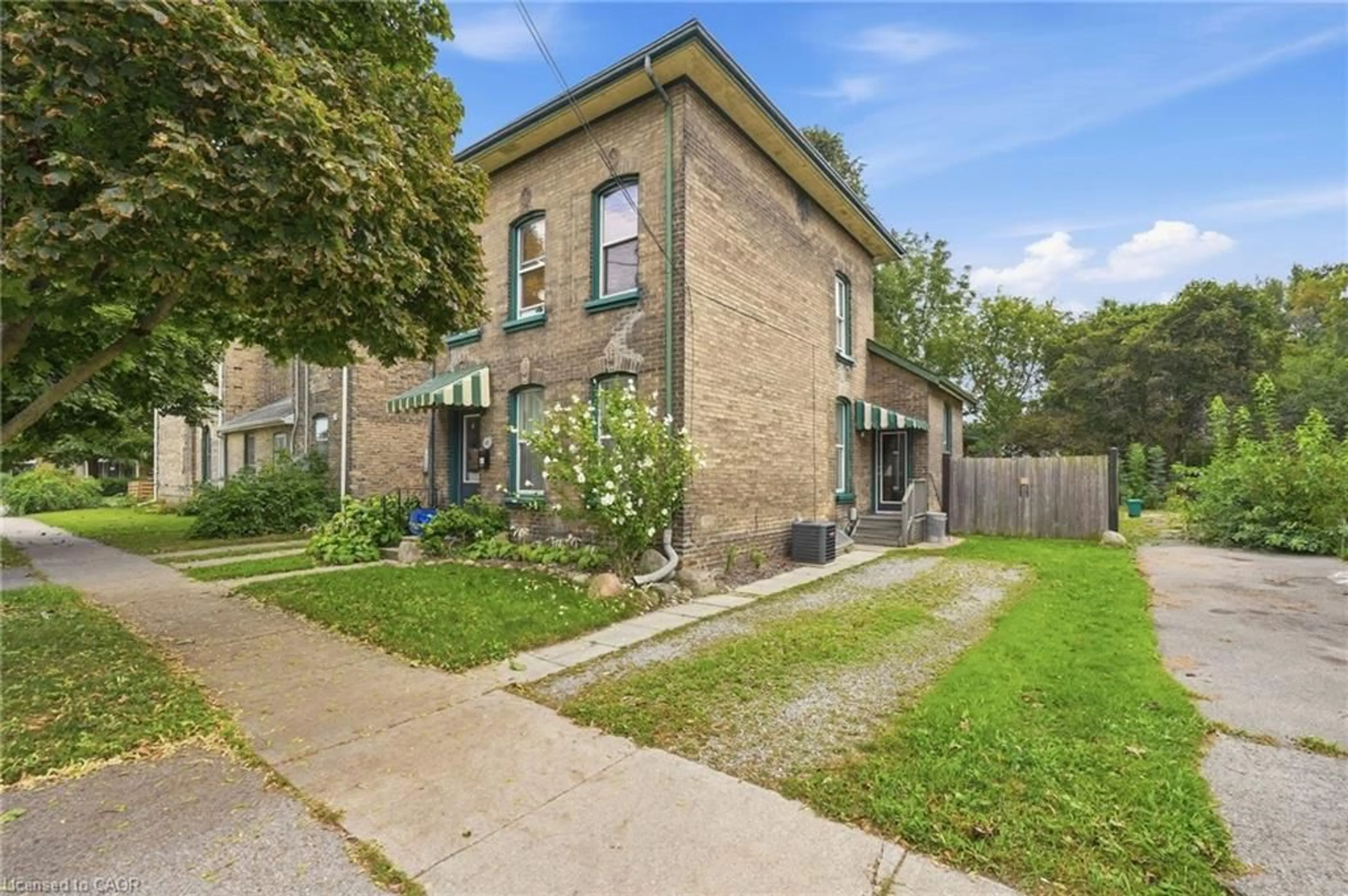 Home with brick exterior material, street for 45 East Ave, Brantford Ontario N3S 3L2