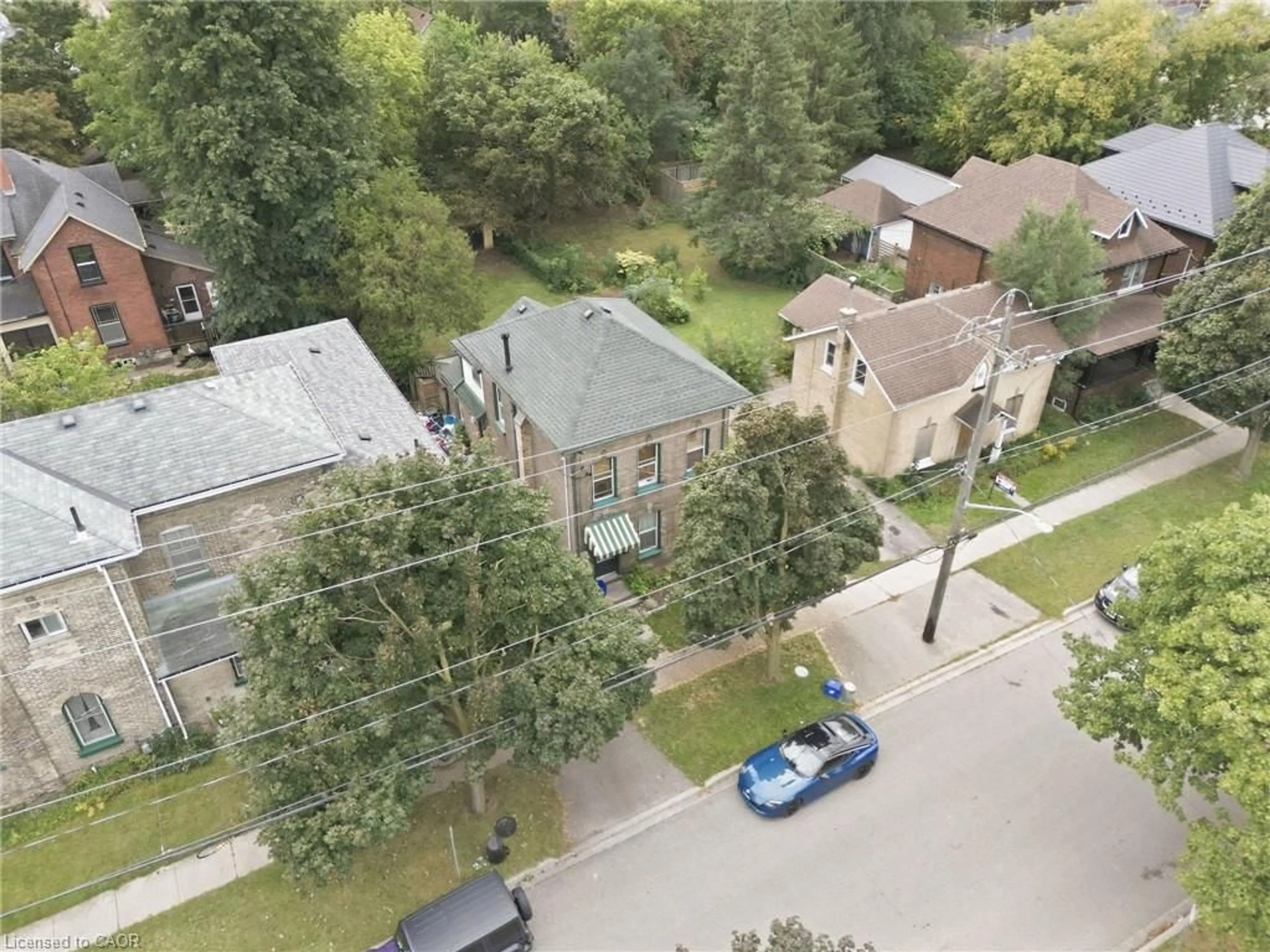 A pic from outside/outdoor area/front of a property/back of a property/a pic from drone, city buildings view from balcony for 45 East Ave, Brantford Ontario N3S 3L2