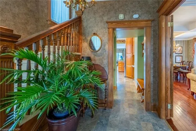 1004 Main St, Port Dover 5