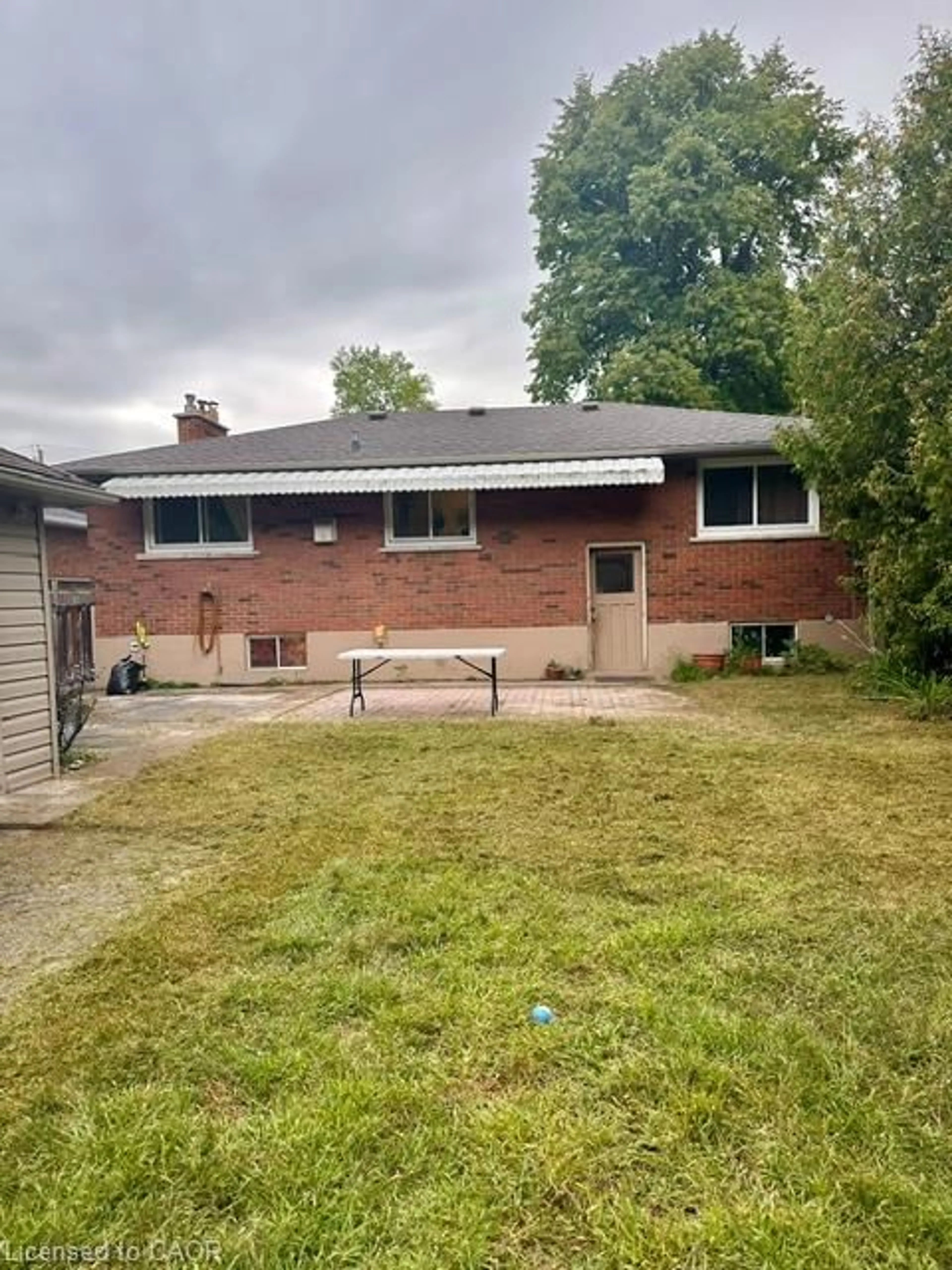 Home with brick exterior material, street for 2428 Eileen Dr, Burlington Ontario L7R 1M8