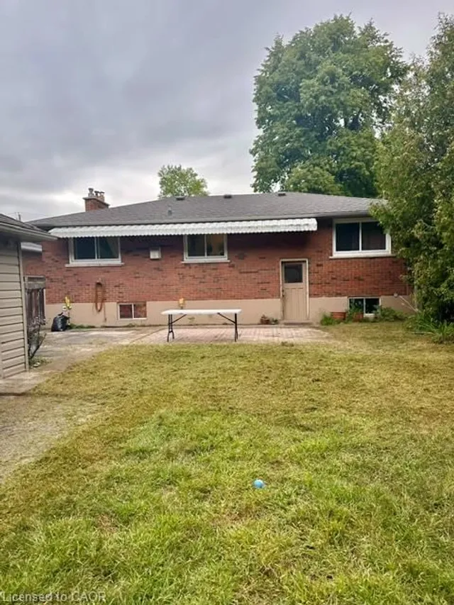 2428 Eileen Dr, Burlington 3