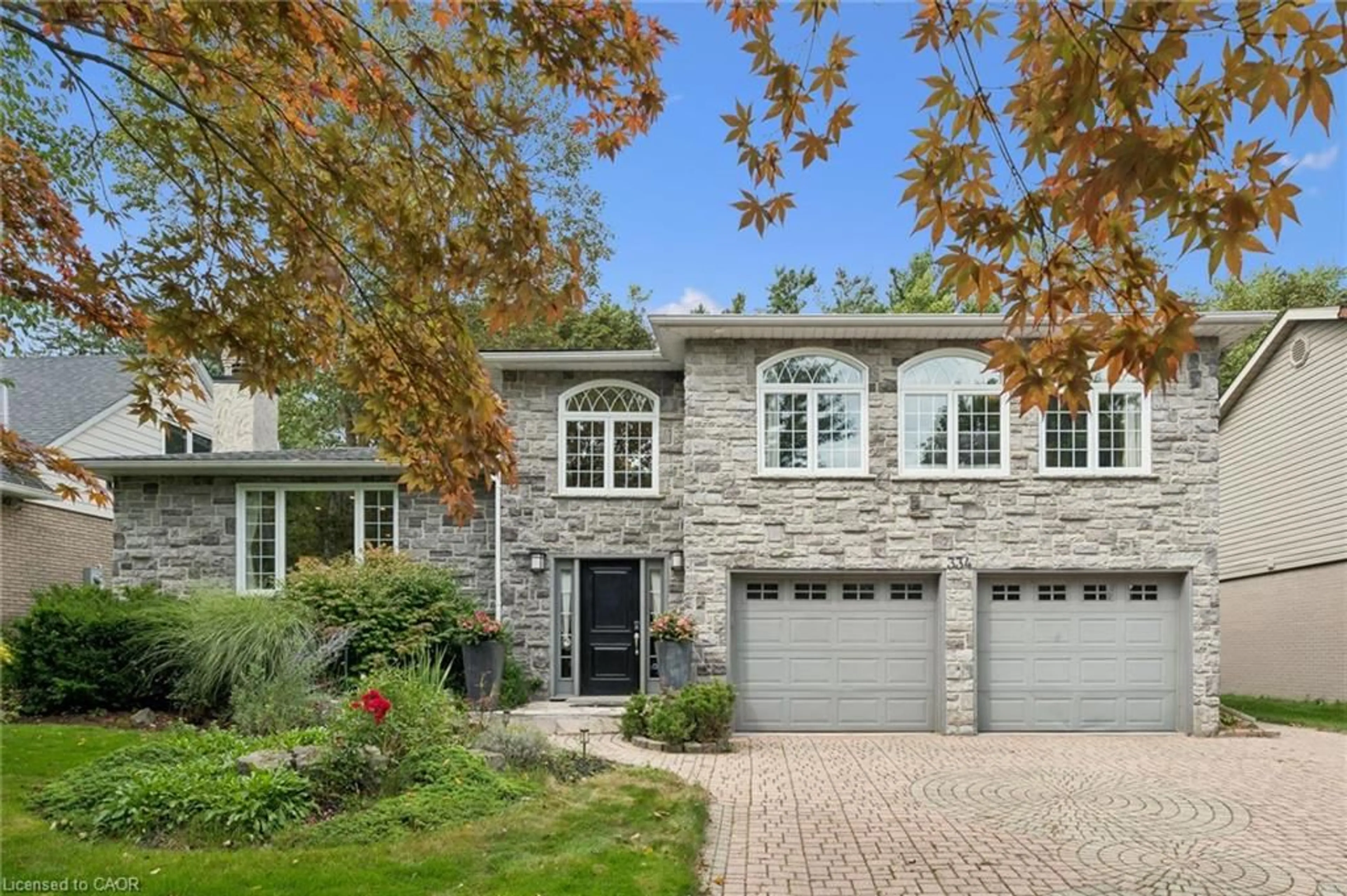 Home with brick exterior material, street for 334 Coleridge Dr, Waterloo Ontario N2L 2V6