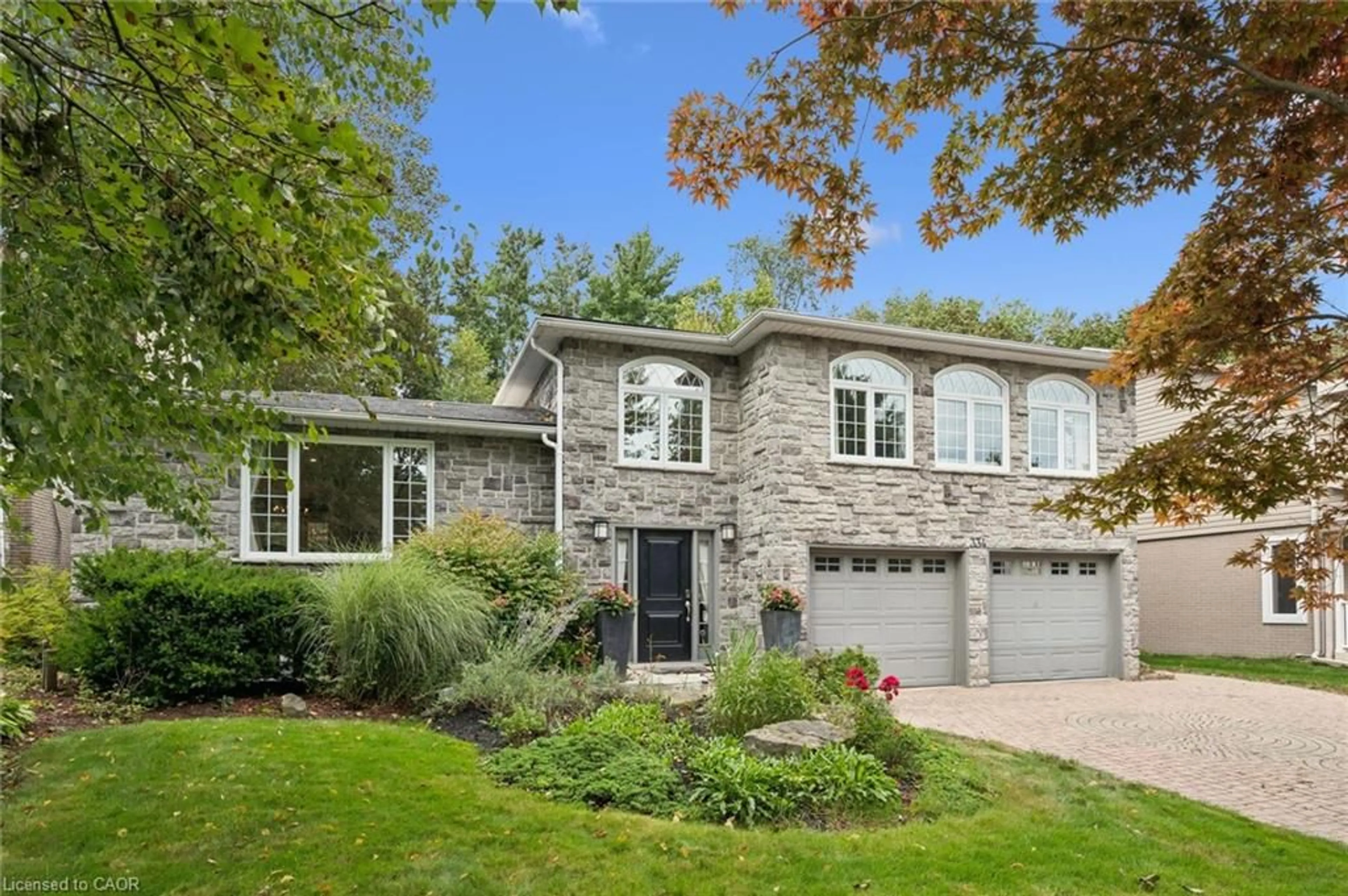 Home with brick exterior material, street for 334 Coleridge Dr, Waterloo Ontario N2L 2V6